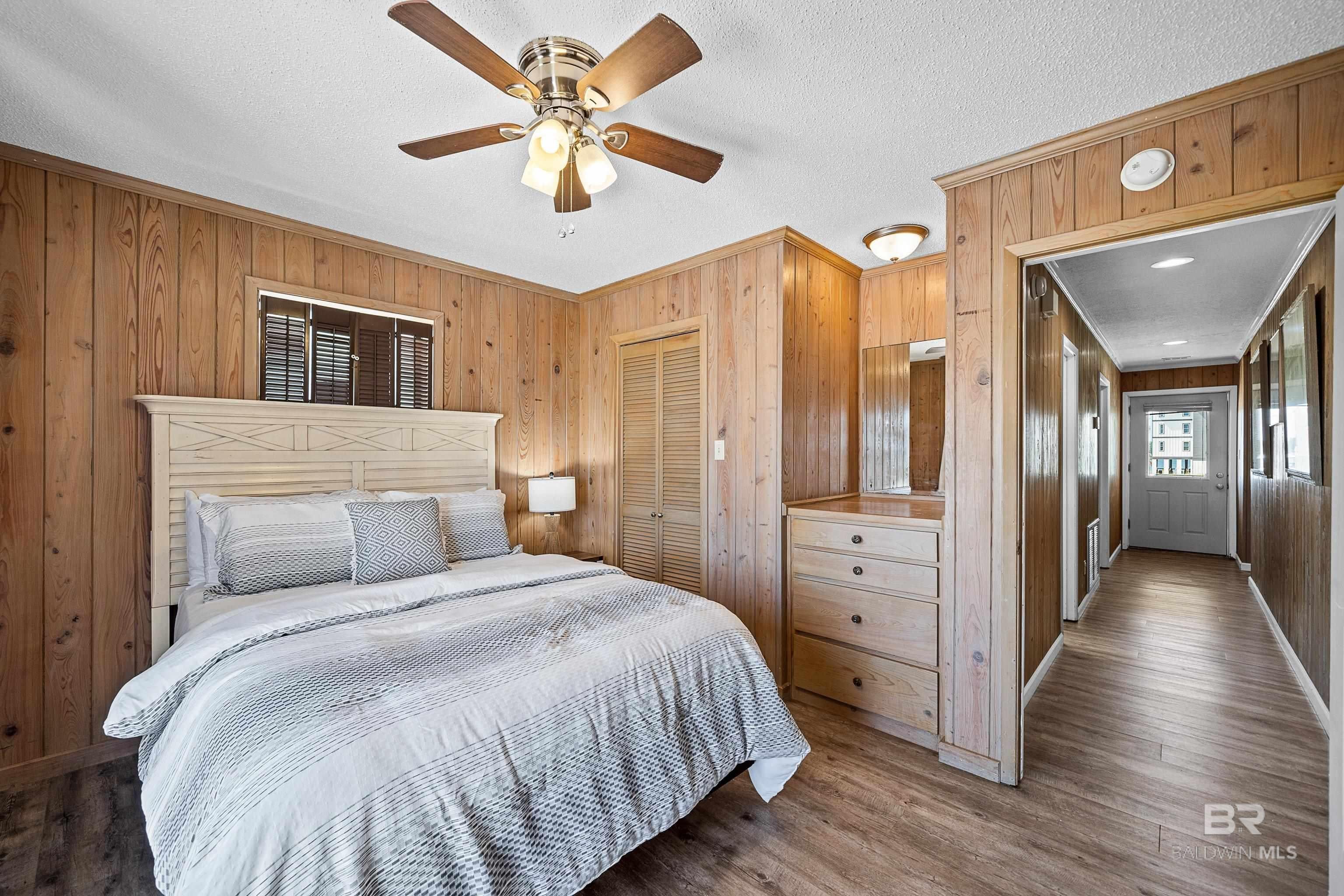 Gulf Shores, Alabama, 36542, United States, 5 Bedrooms Bedrooms, ,3 BathroomsBathrooms,Residential,Active,1909616