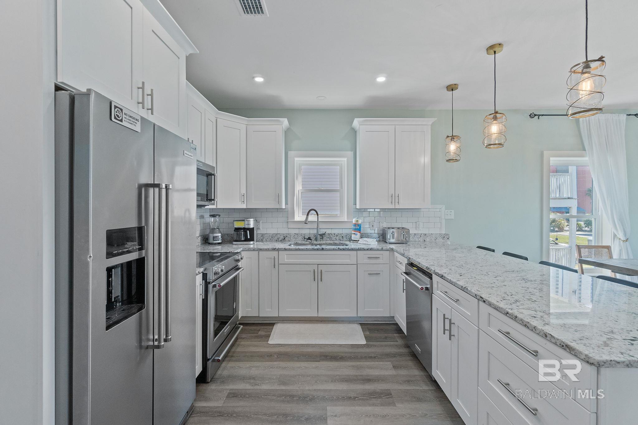 Gulf Shores, Alabama, 36542, United States, 4 Bedrooms Bedrooms, ,4 BathroomsBathrooms,Residential,Active,1988437