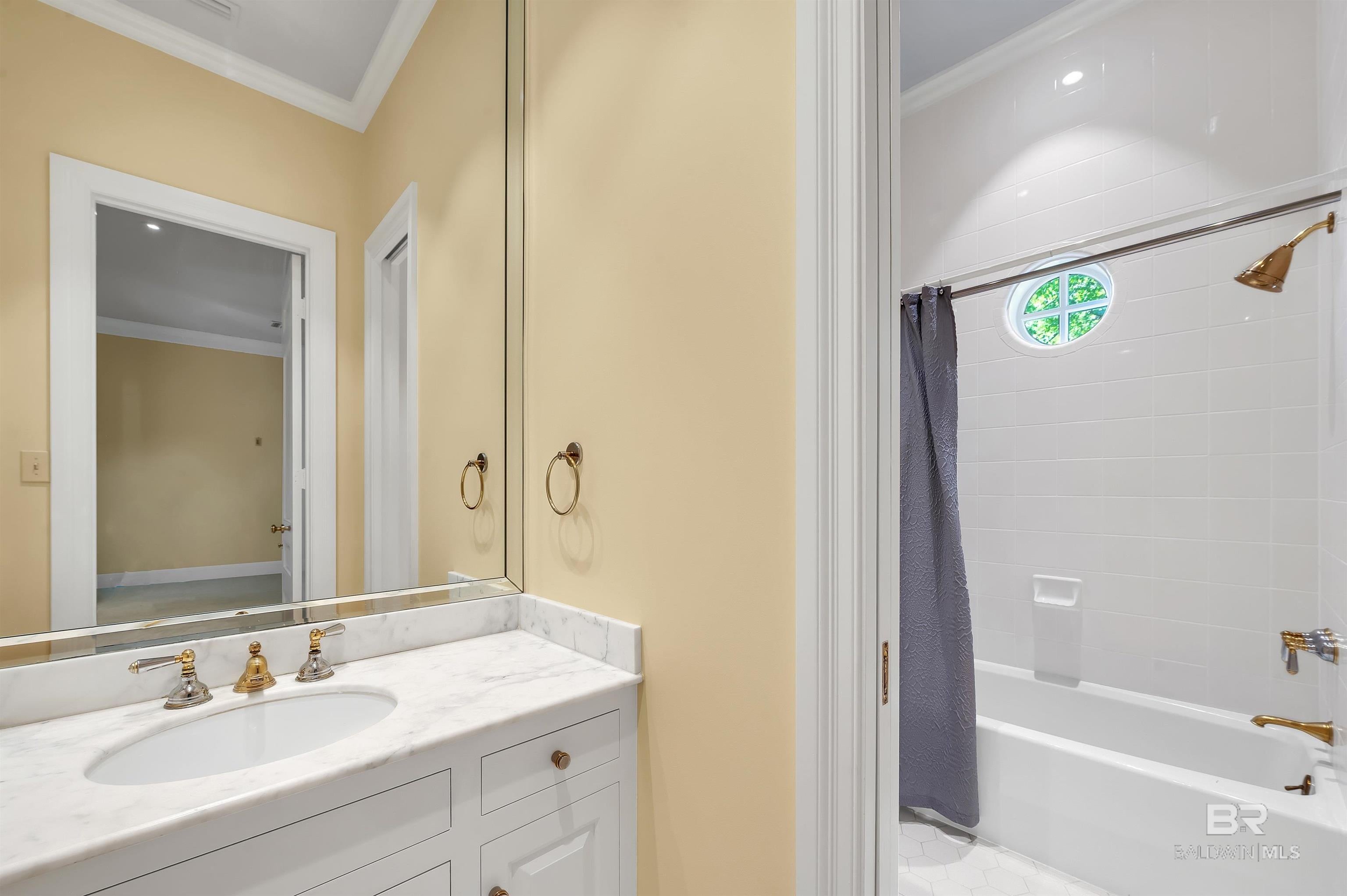 Daphne, Alabama, 36526, United States, 4 Bedrooms Bedrooms, ,6 BathroomsBathrooms,Residential,Active,2010146