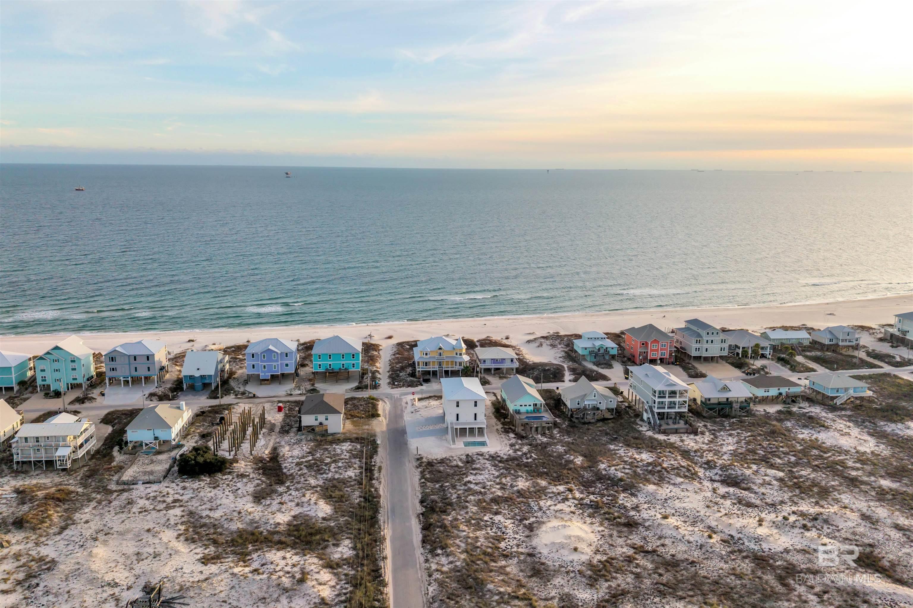 Gulf Shores, Alabama, 36542, United States, ,5 BathroomsBathrooms,Residential,Active,1900169