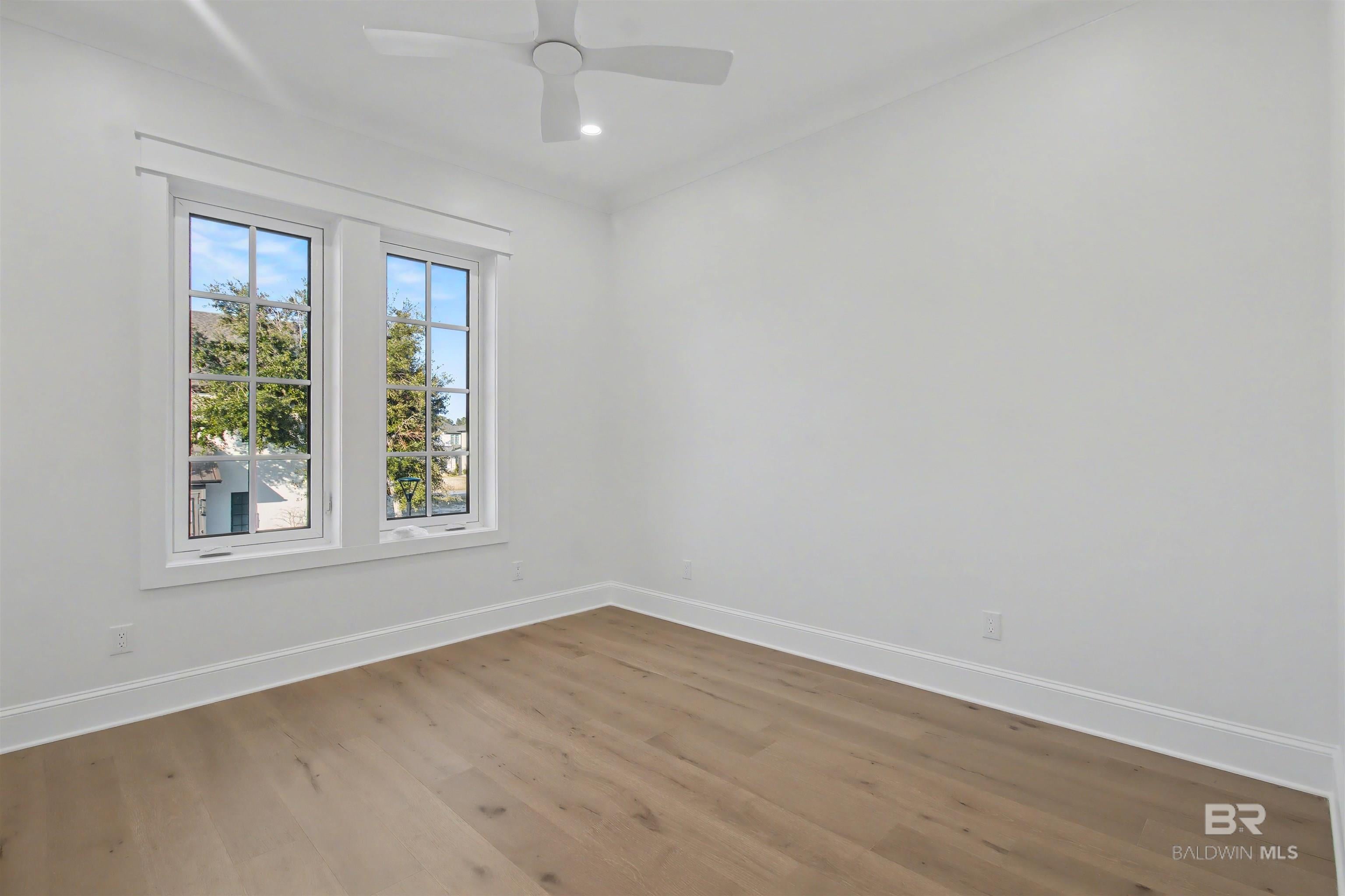 Gulf Shores, Alabama, 36542, United States, 3 Bedrooms Bedrooms, ,4 BathroomsBathrooms,Residential,Active,1992558