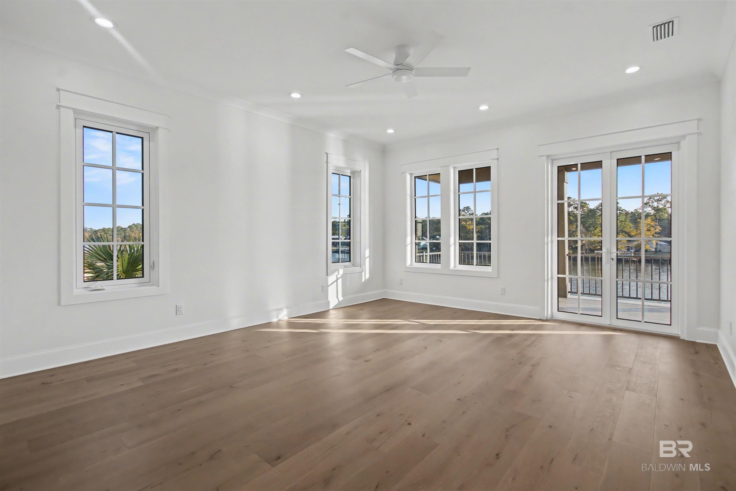 Gulf Shores, Alabama, 36542, United States, 3 Bedrooms Bedrooms, ,4 BathroomsBathrooms,Residential,Active,1992558