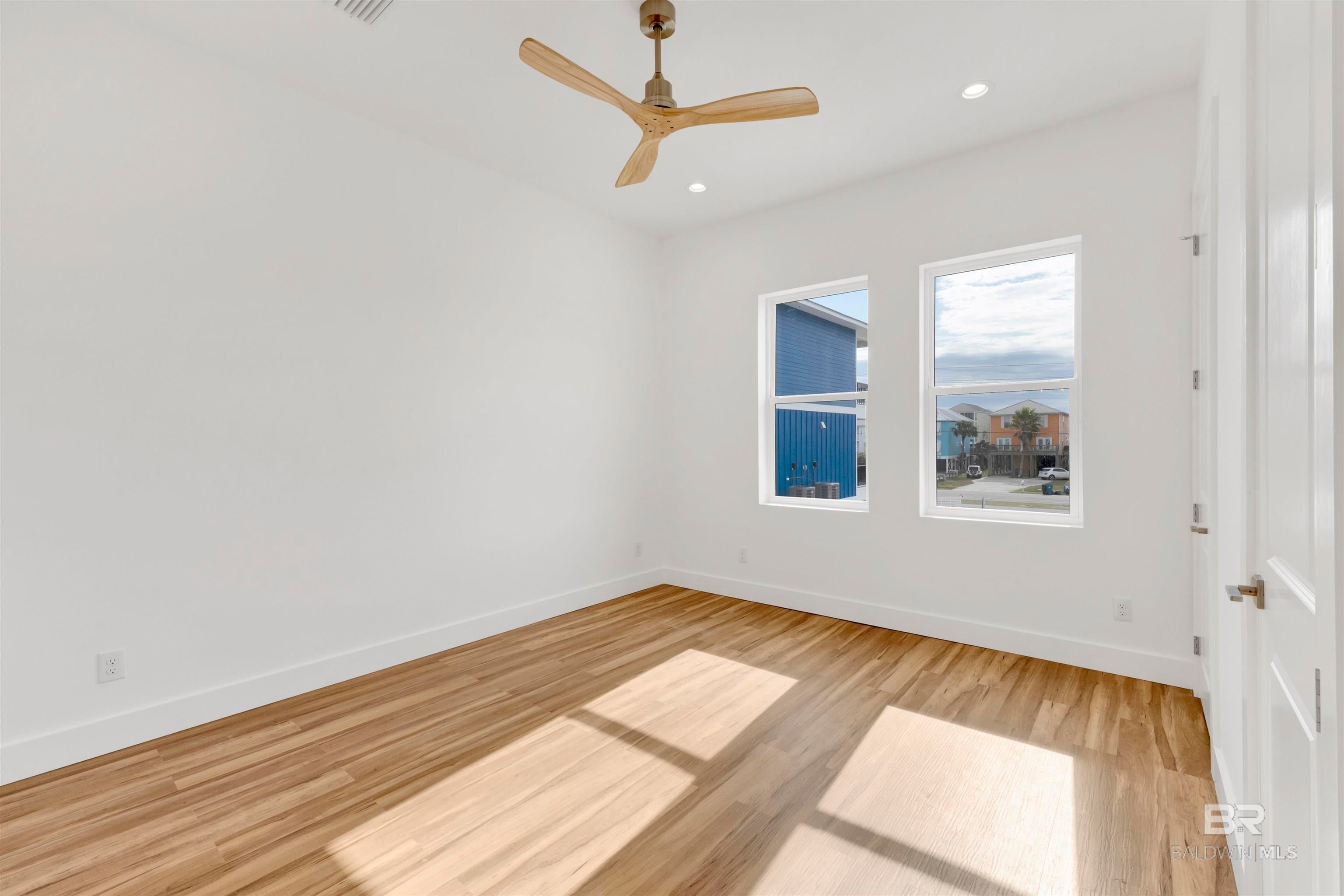 Gulf Shores, Alabama, 36542, United States, 4 Bedrooms Bedrooms, ,4 BathroomsBathrooms,Residential,Active,1884862