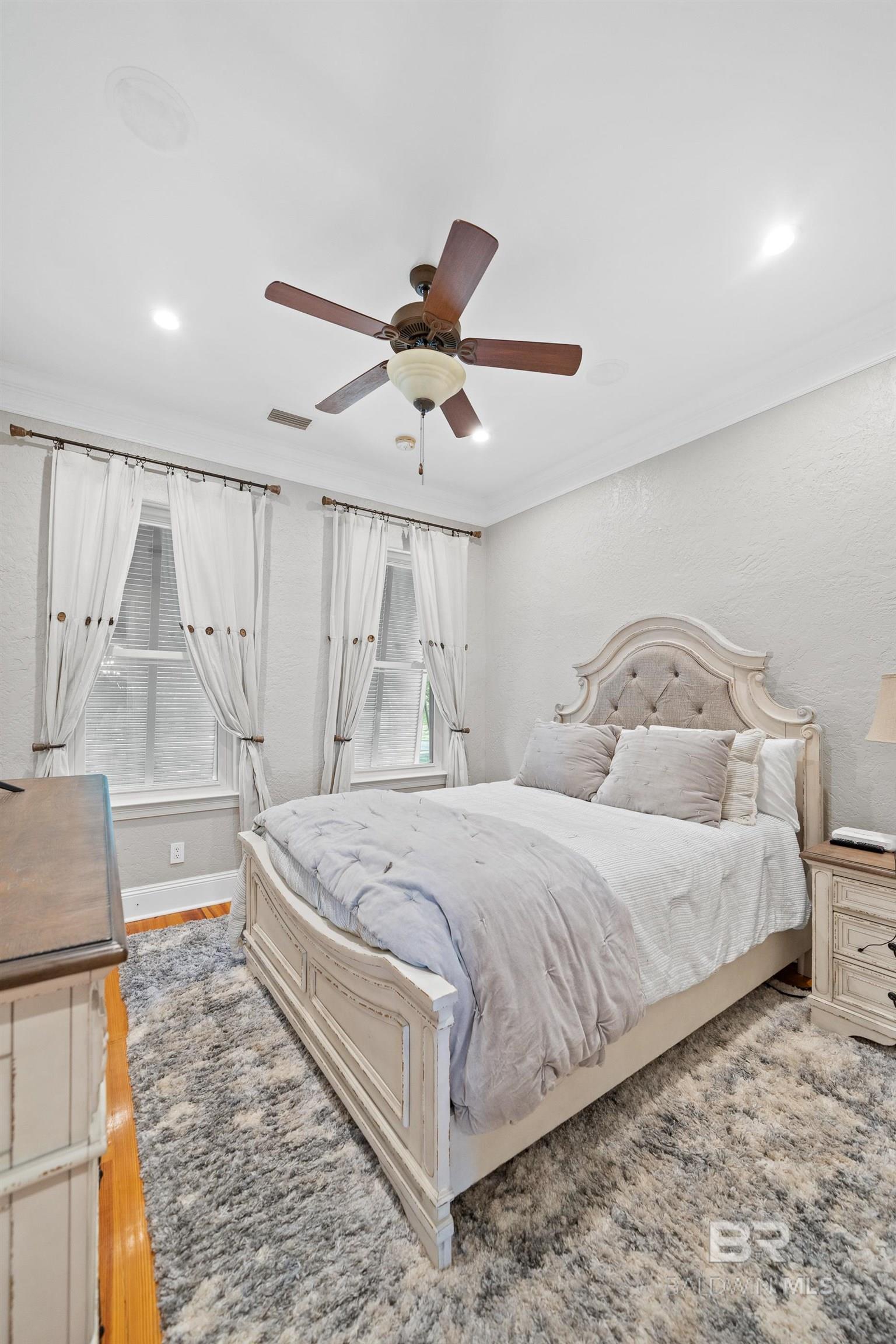 Gulf Shores, Alabama, 36542, United States, 6 Bedrooms Bedrooms, ,4 BathroomsBathrooms,Residential,Active,2044186