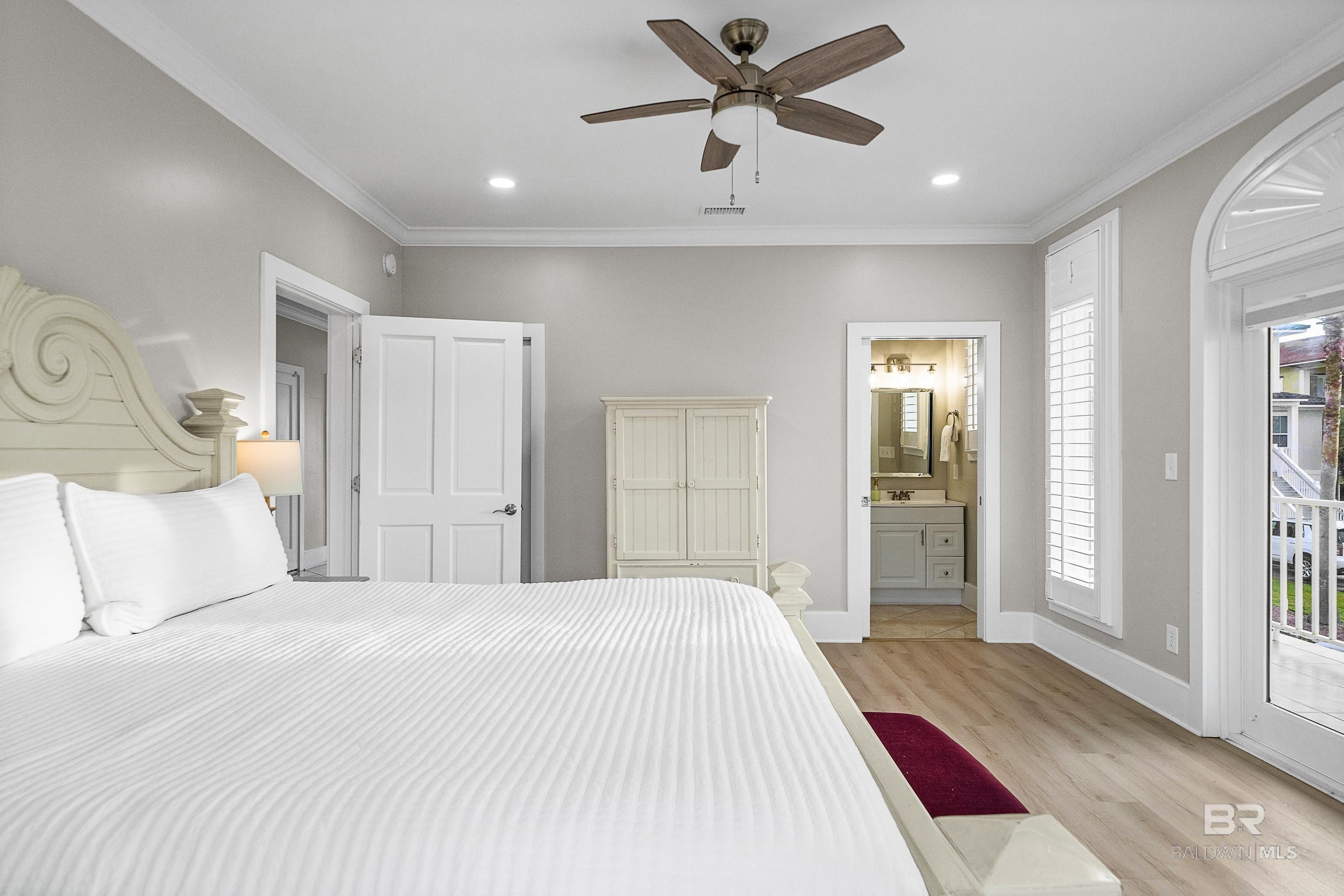 Gulf Shores, Alabama, 36542, United States, 6 Bedrooms Bedrooms, ,7 BathroomsBathrooms,Residential,Active,2017111