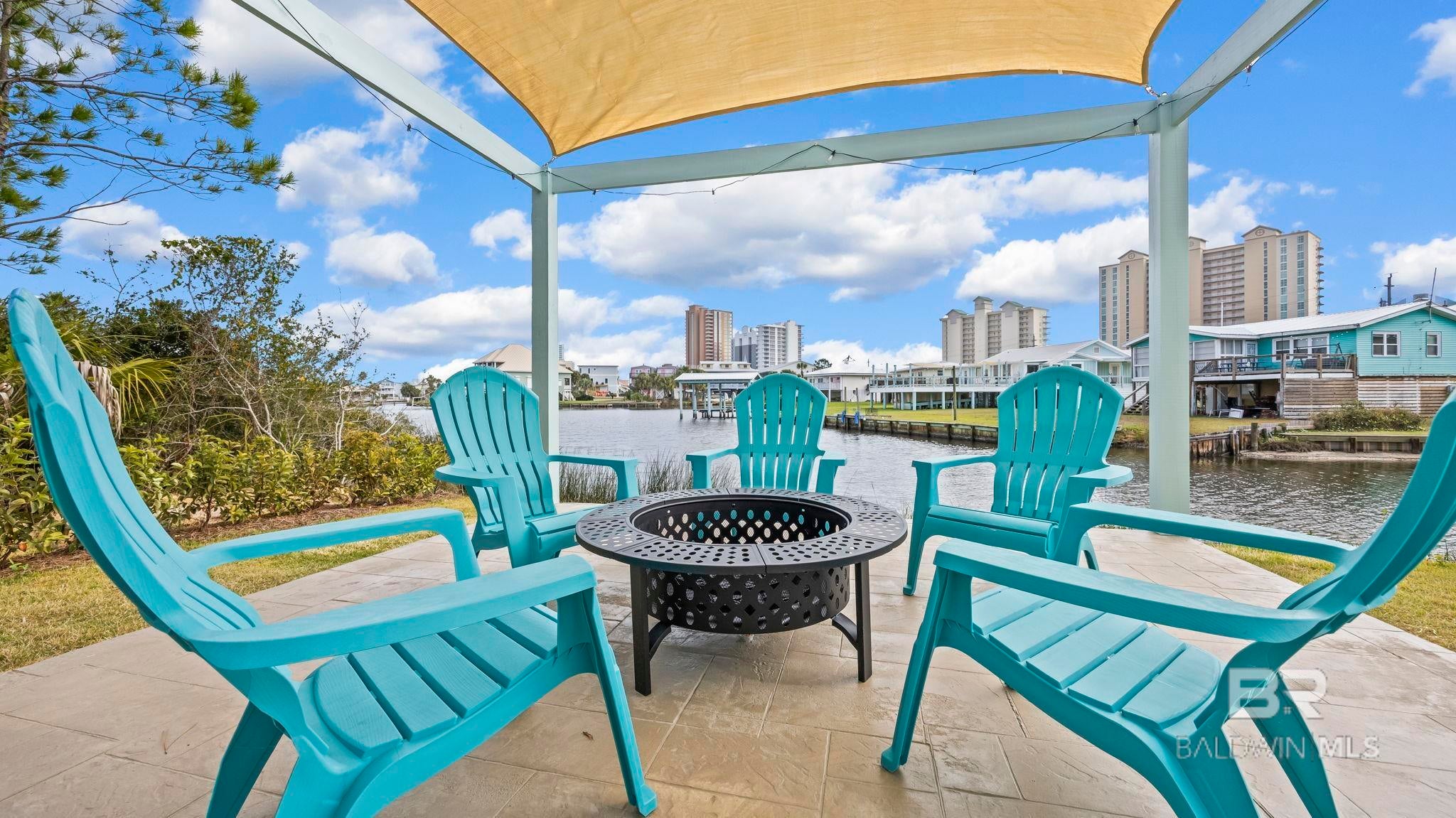 Gulf Shores, Alabama, 36542, United States, 6 Bedrooms Bedrooms, ,4 BathroomsBathrooms,Residential,Active,2009422