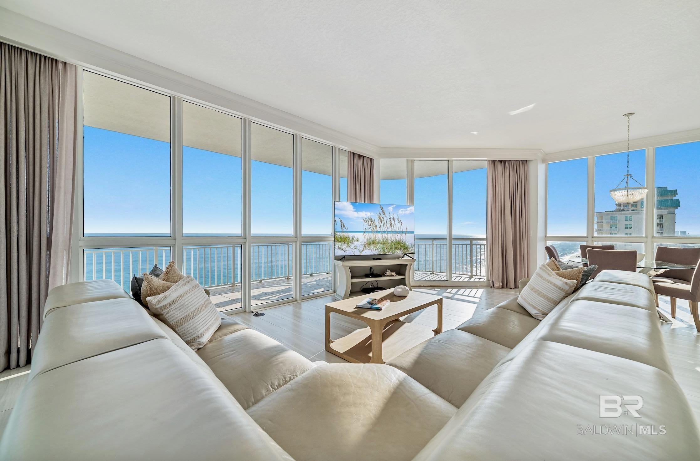 Gulf Shores, Alabama, 36542, United States, ,5 BathroomsBathrooms,Residential,Active,1824536