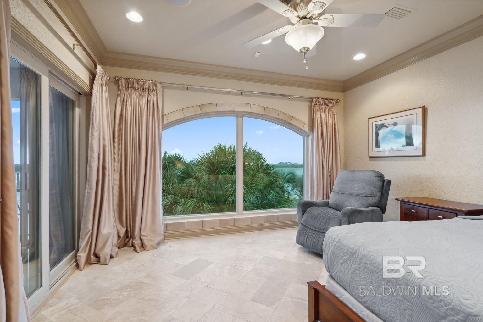 Orange Beach, Alabama, 36561, United States, ,5 BathroomsBathrooms,Residential,Active,1869129