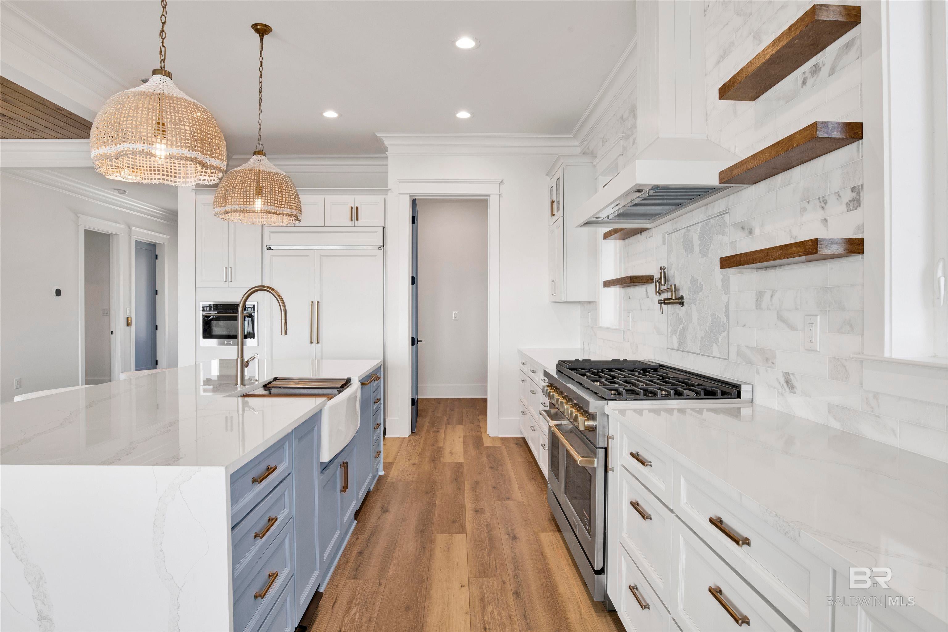 Gulf Shores, Alabama, 36542, United States, 5 Bedrooms Bedrooms, ,6 BathroomsBathrooms,Residential,Active,1992540