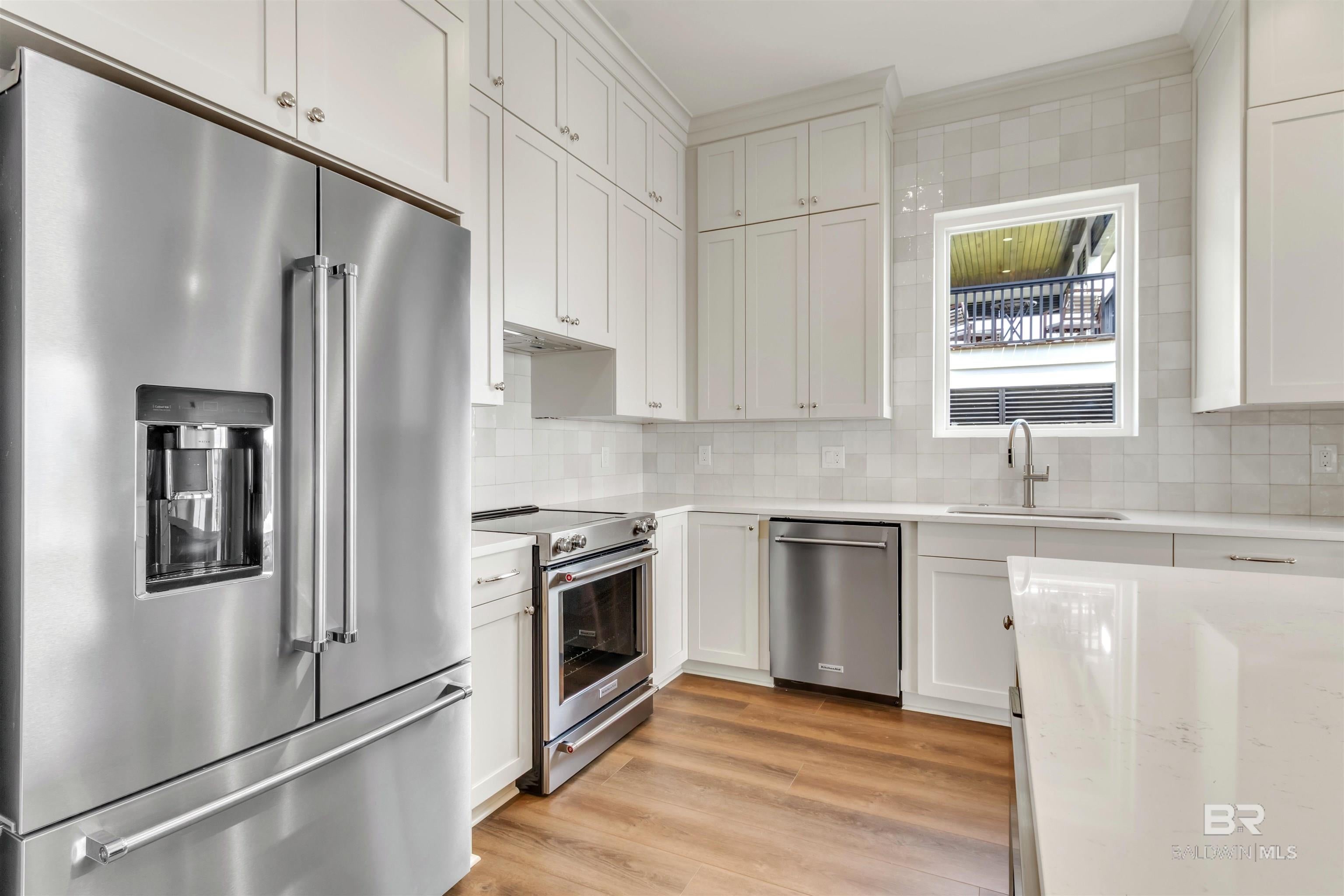 Gulf Shores, Alabama, 36542, United States, ,4 BathroomsBathrooms,Residential,Active,1702141