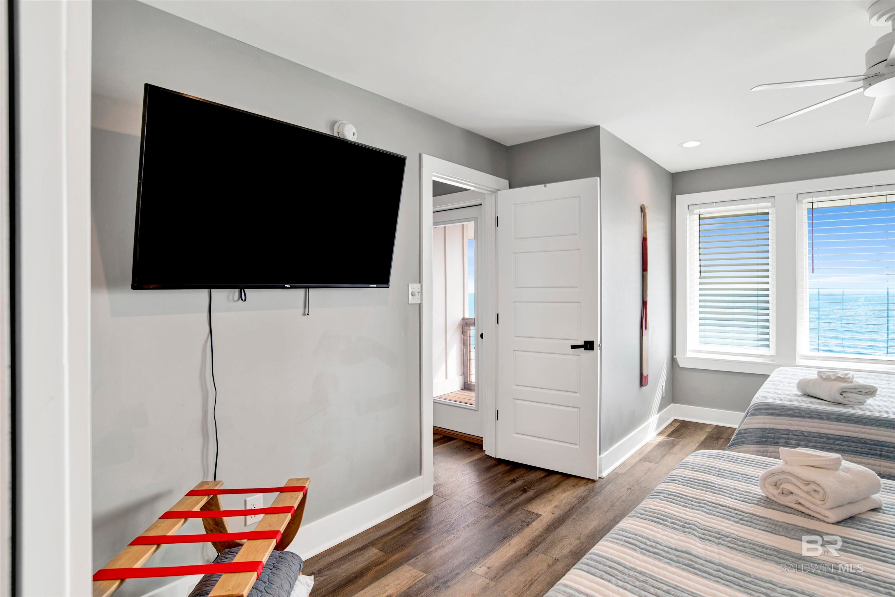 Gulf Shores, Alabama, 36542, United States, 5 Bedrooms Bedrooms, ,5 BathroomsBathrooms,Residential,Active,1973267