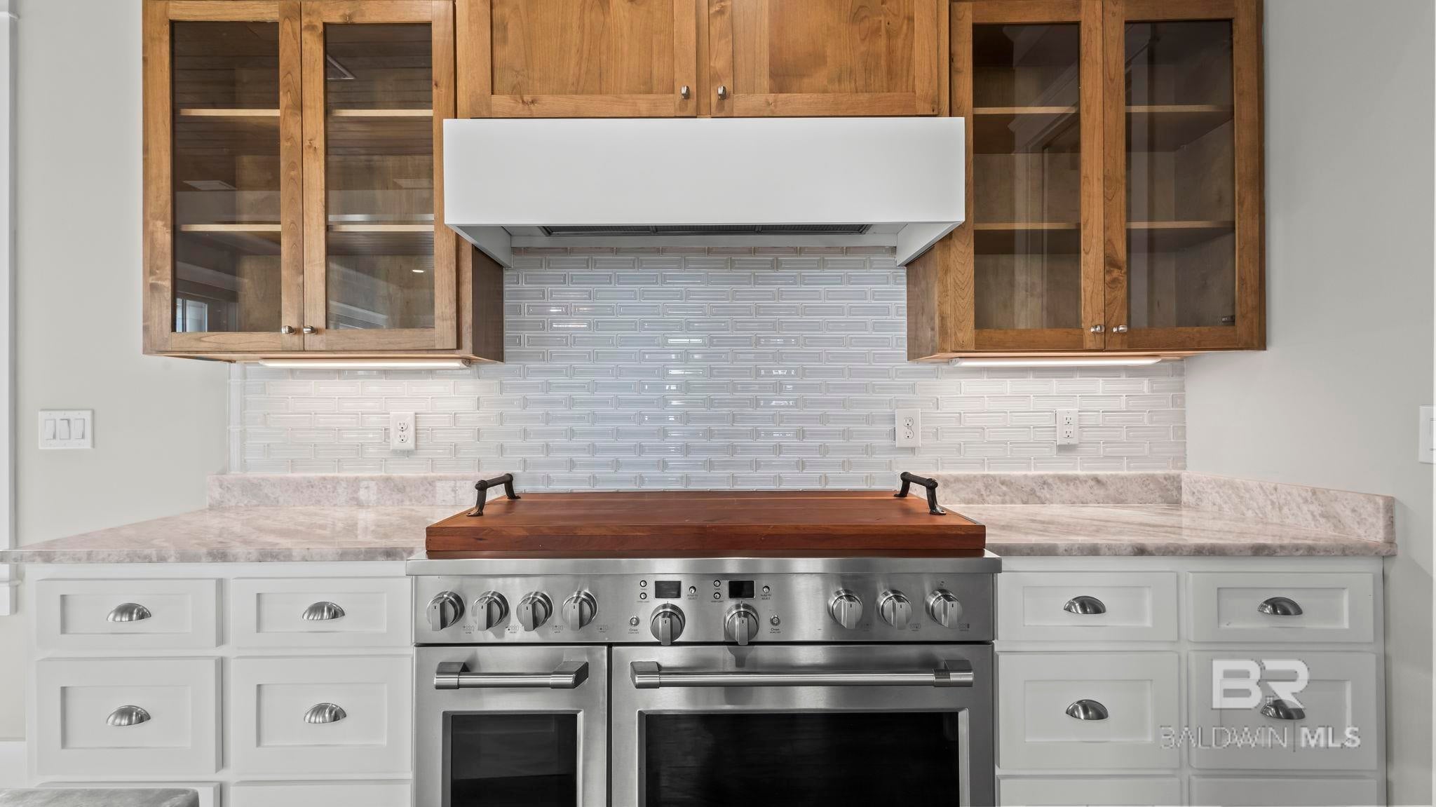 Orange Beach, Alabama, 36561, United States, 5 Bedrooms Bedrooms, ,5 BathroomsBathrooms,Residential,Active,1889336