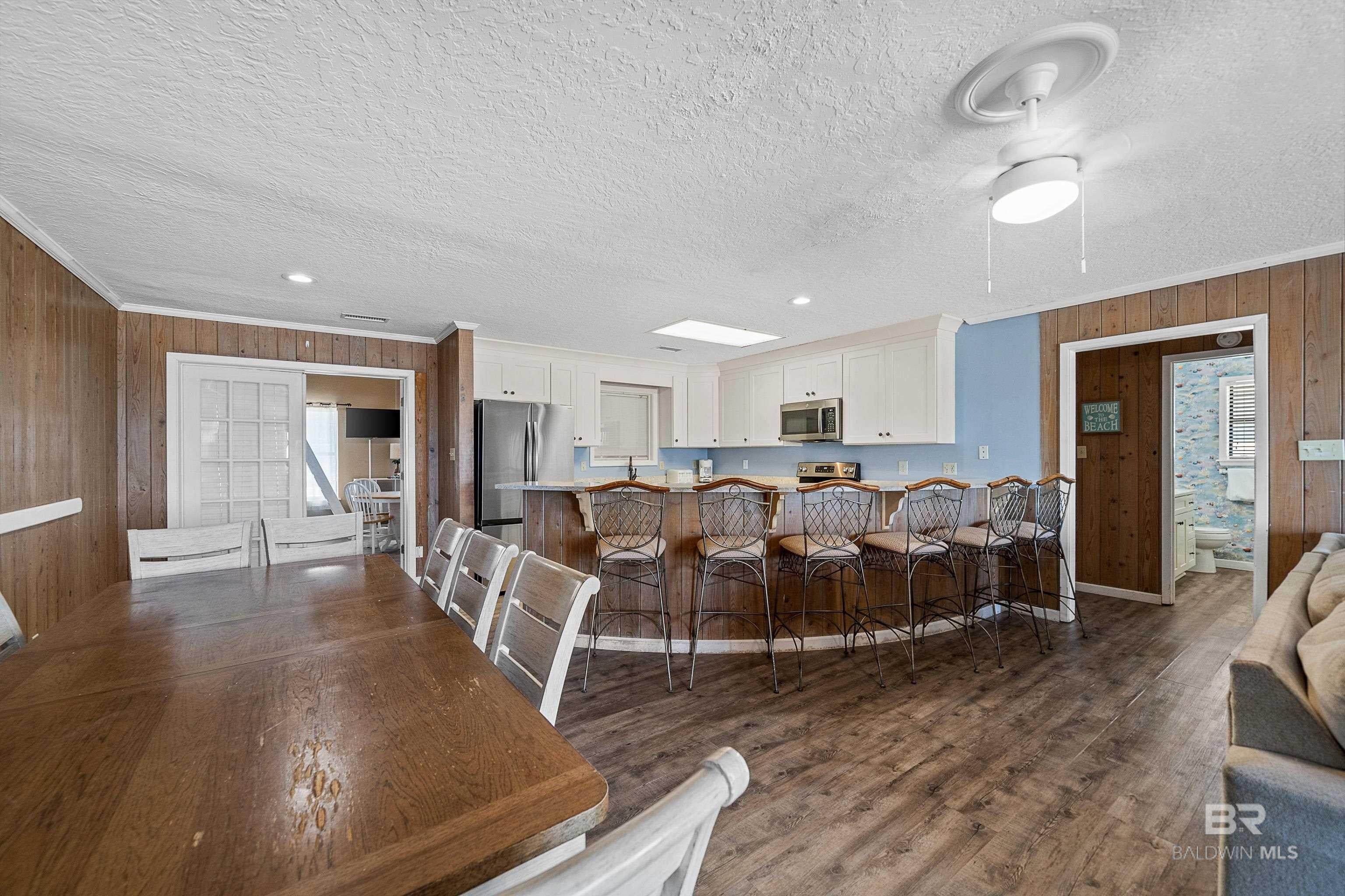 Gulf Shores, Alabama, 36542, United States, 5 Bedrooms Bedrooms, ,3 BathroomsBathrooms,Residential,Active,1909616