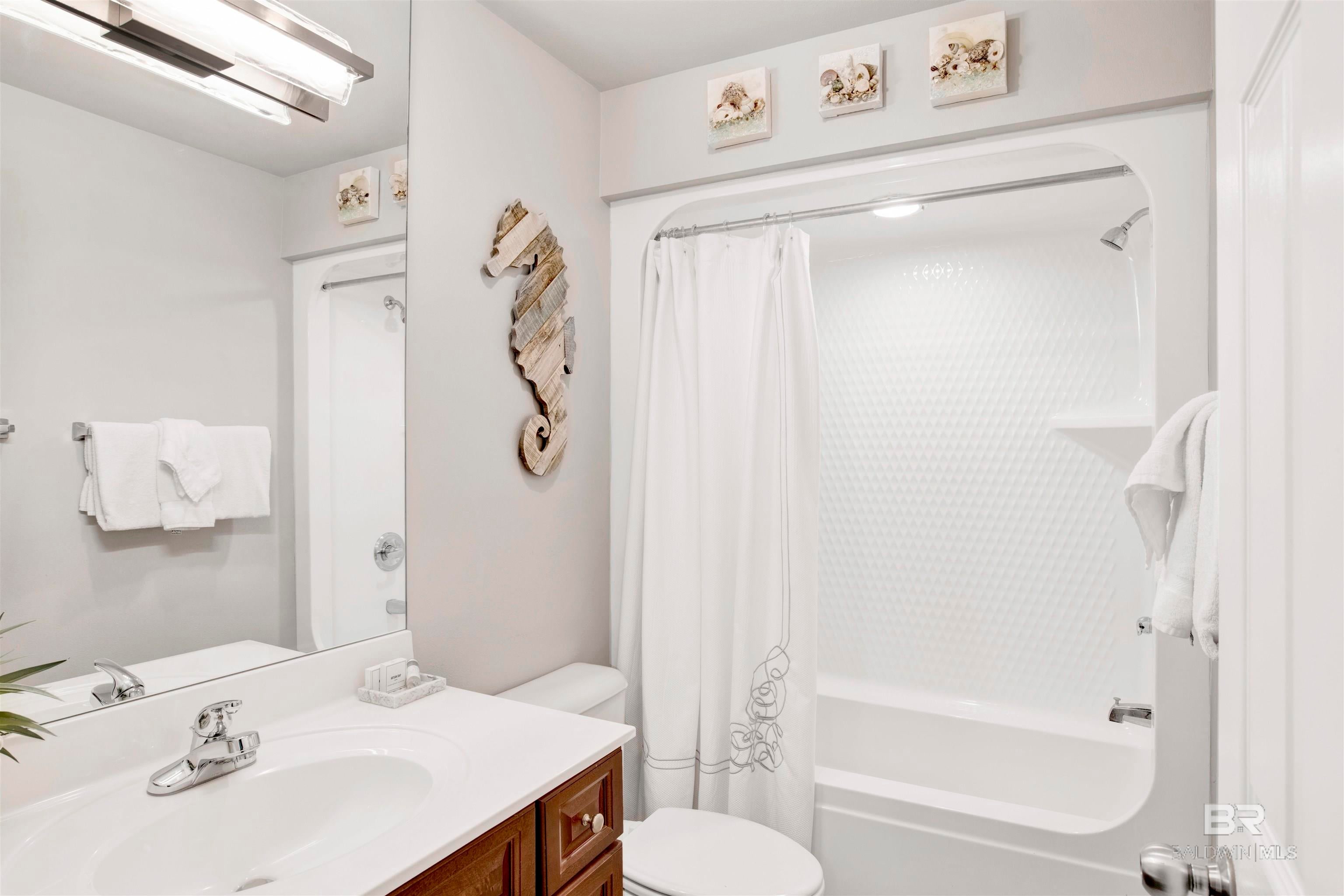 Orange Beach, Alabama, 36561, United States, 3 Bedrooms Bedrooms, ,4 BathroomsBathrooms,Residential,Active,1920283