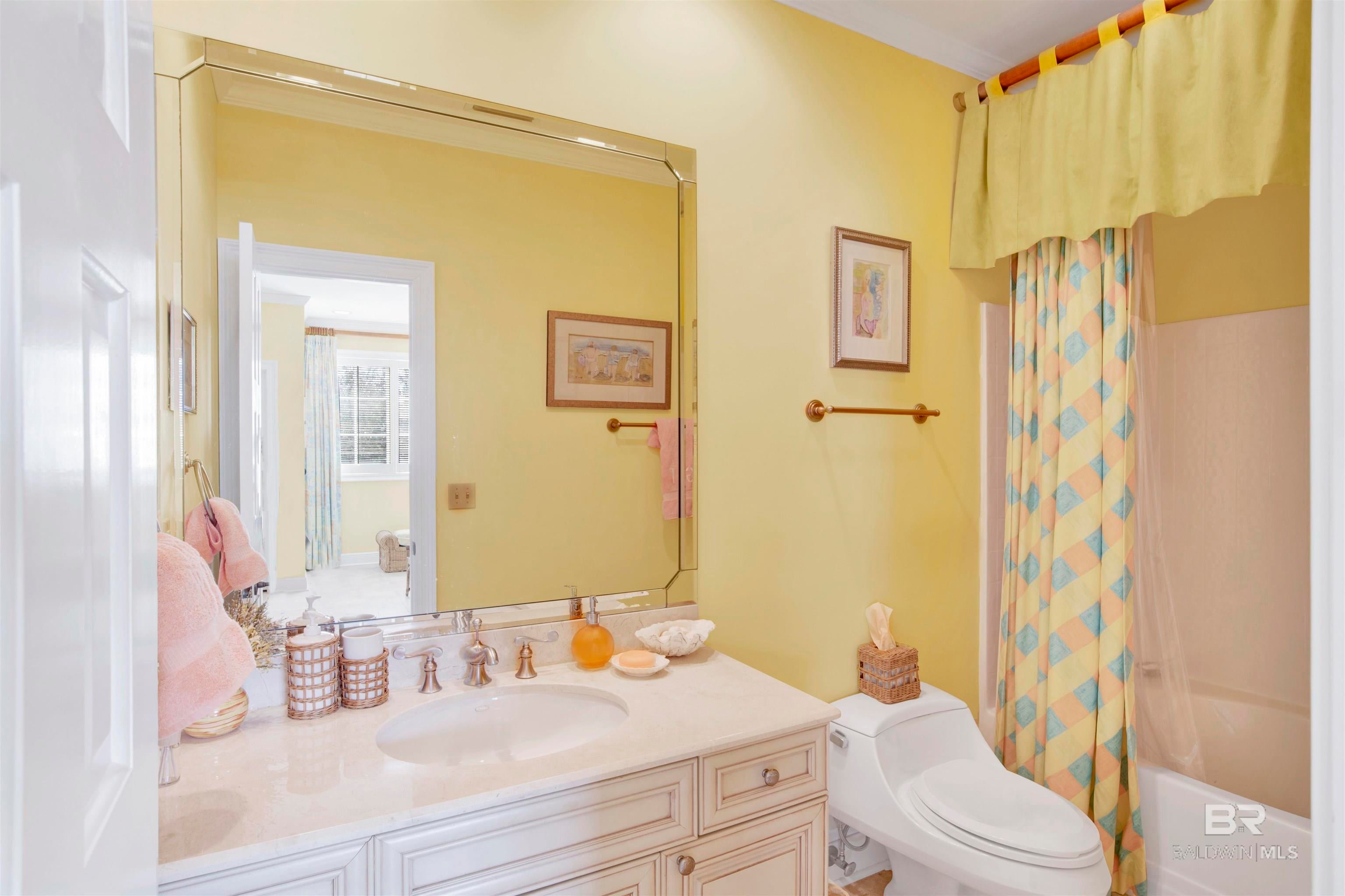 Orange Beach, Alabama, 36561, United States, ,5 BathroomsBathrooms,Residential,Active,1704819