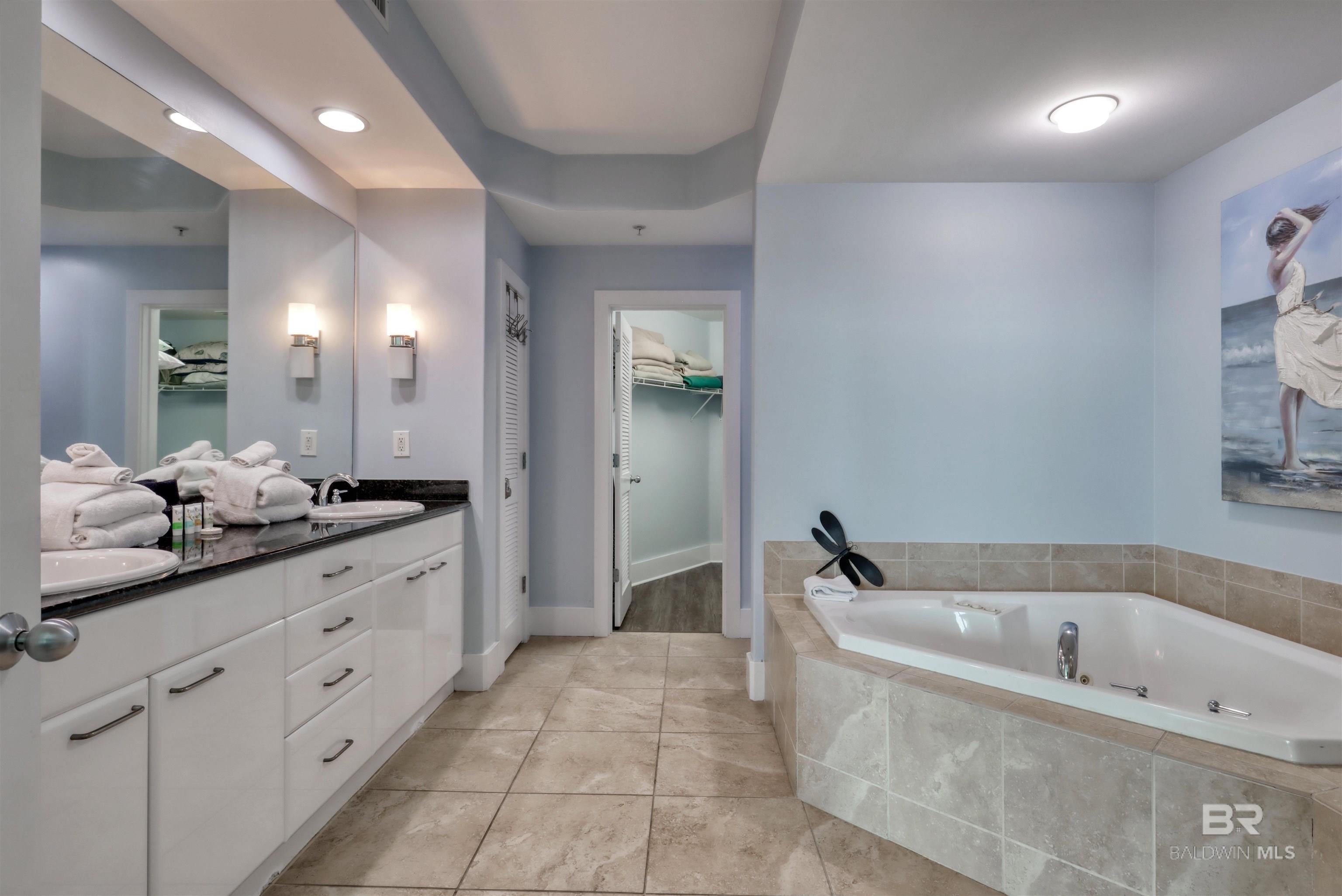 Orange Beach, Alabama, 36561, United States, 3 Bedrooms Bedrooms, ,4 BathroomsBathrooms,Residential,Active,1922660