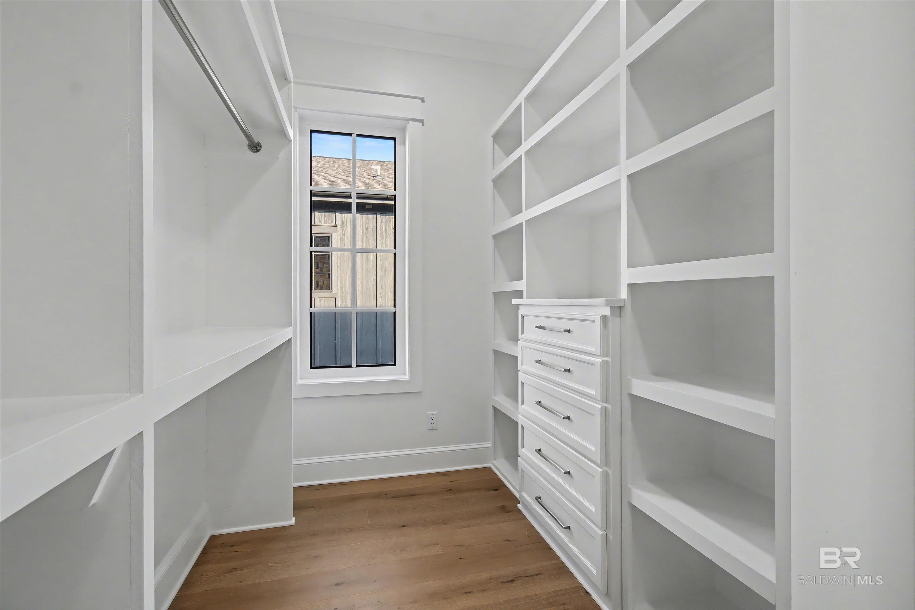 Gulf Shores, Alabama, 36542, United States, 3 Bedrooms Bedrooms, ,4 BathroomsBathrooms,Residential,Active,1992558