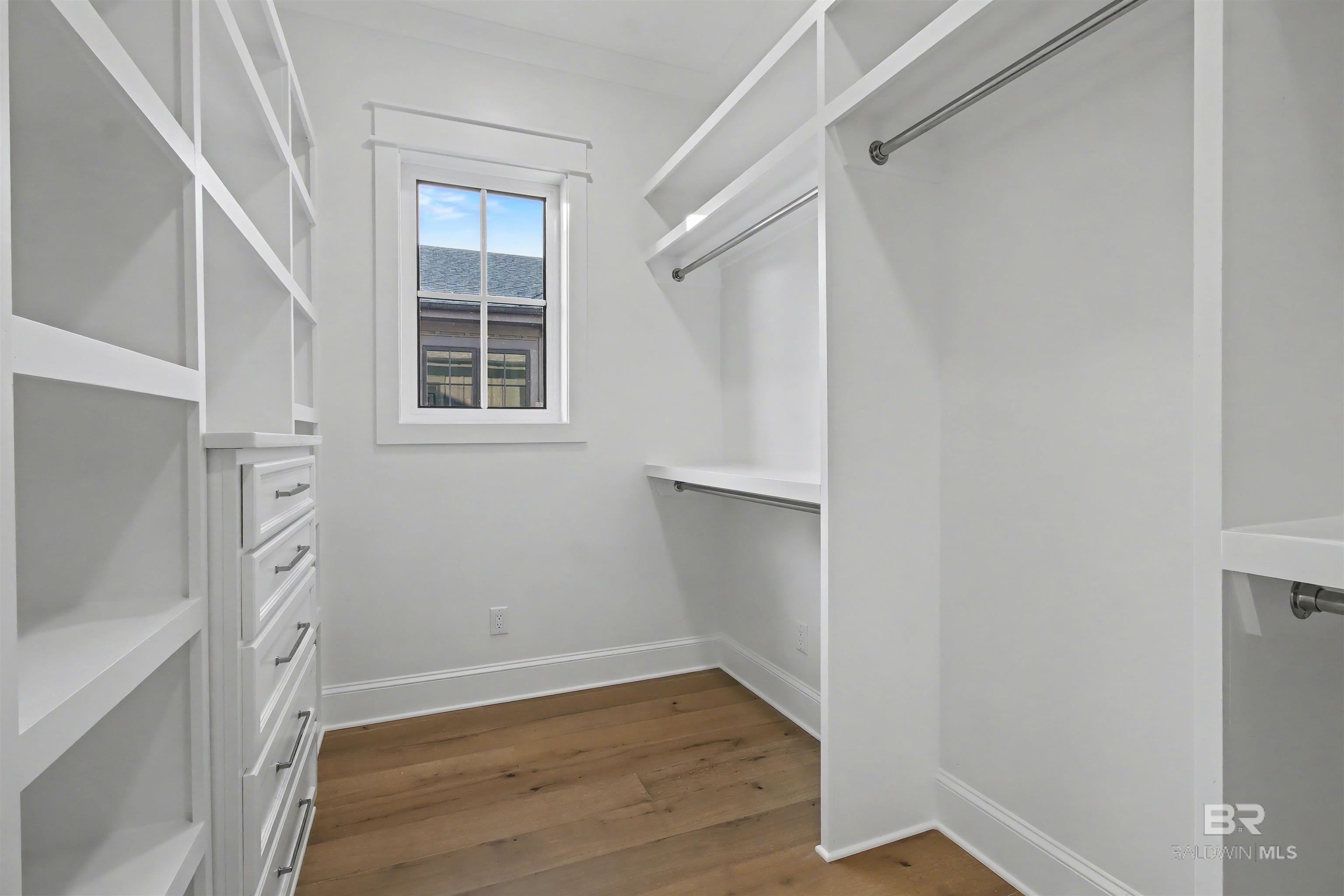 Gulf Shores, Alabama, 36542, United States, 3 Bedrooms Bedrooms, ,4 BathroomsBathrooms,Residential,Active,1992558