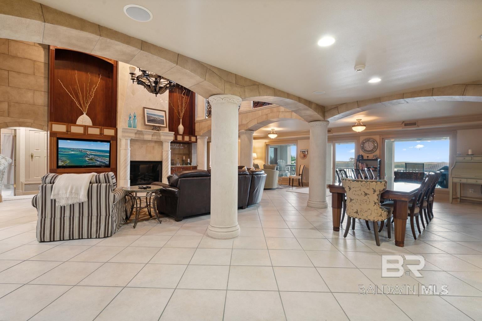 Orange Beach, Alabama, 36561, United States, ,5 BathroomsBathrooms,Residential,Active,1869129