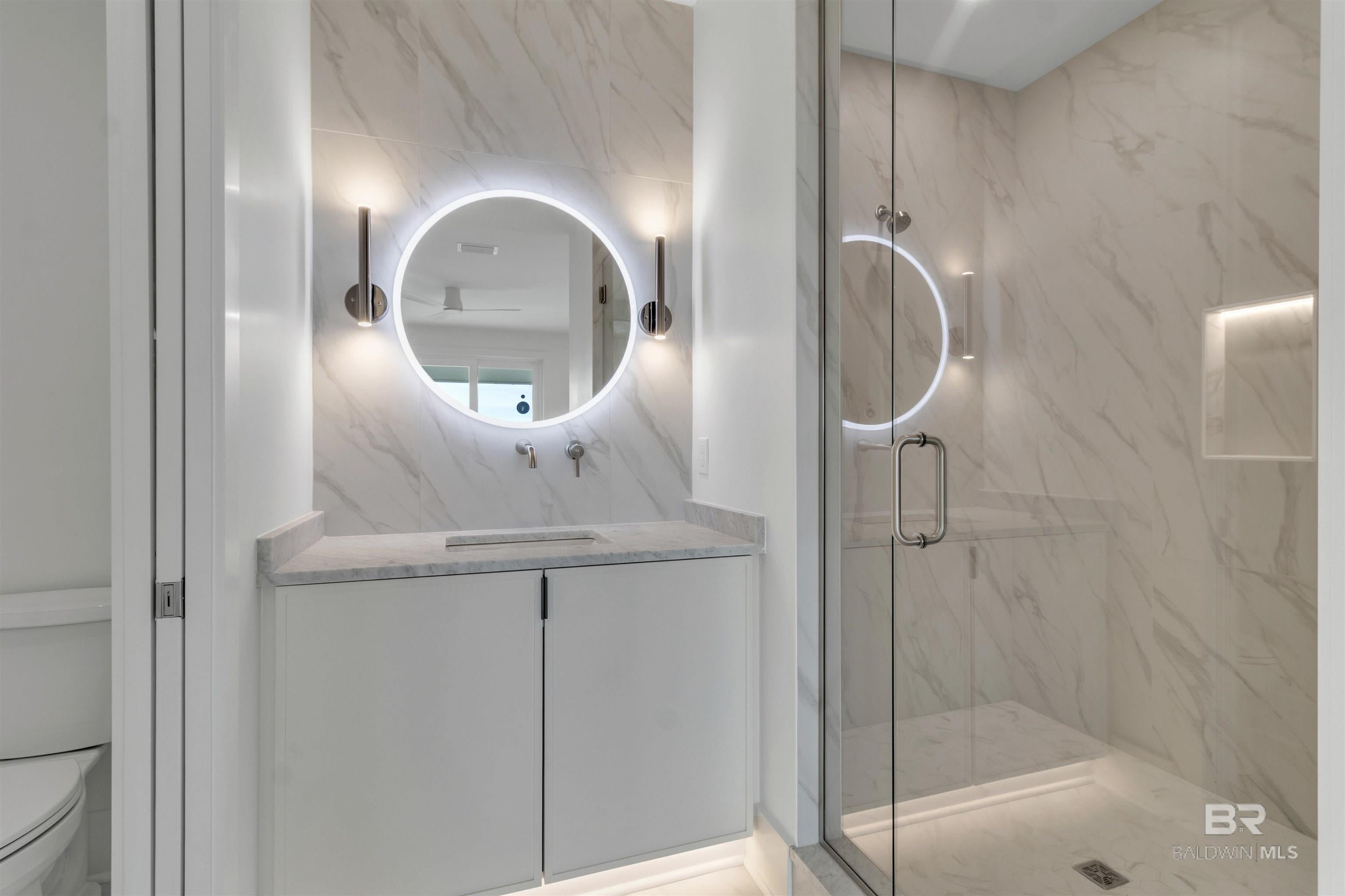 Gulf Shores, Alabama, 36542, United States, ,5 BathroomsBathrooms,Residential,Active,1900169