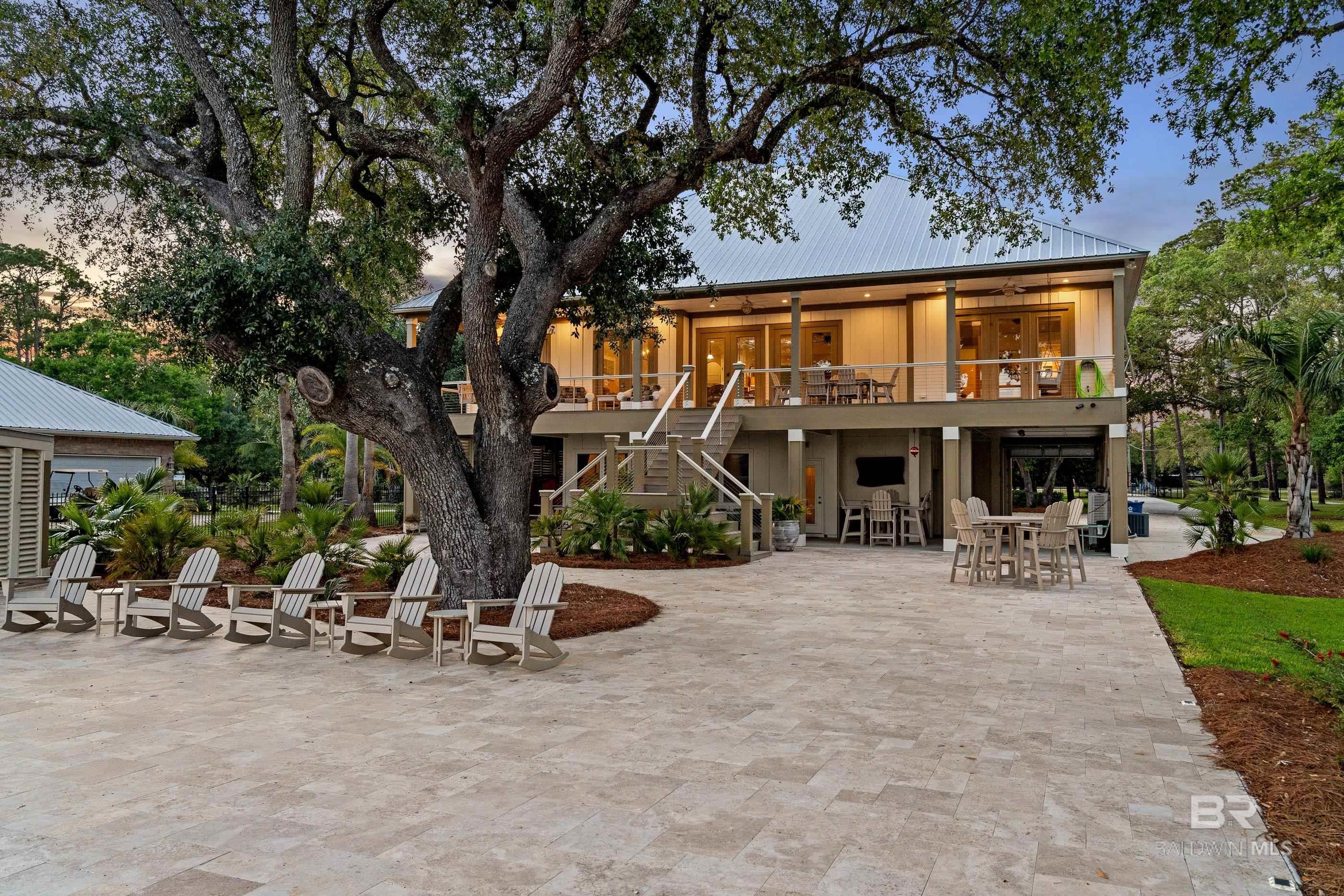 Gulf Shores, Alabama, 36542, United States, 6 Bedrooms Bedrooms, ,4 BathroomsBathrooms,Residential,Active,2044186