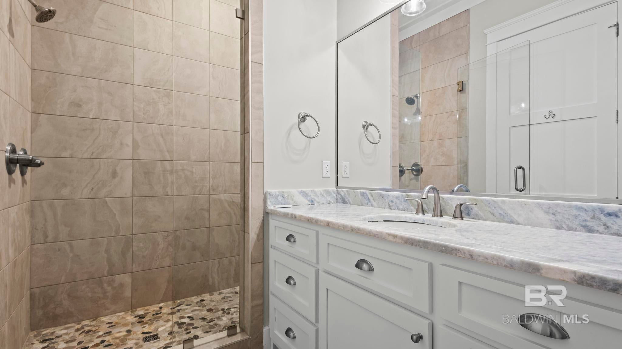 Orange Beach, Alabama, 36561, United States, 5 Bedrooms Bedrooms, ,5 BathroomsBathrooms,Residential,Active,1889336