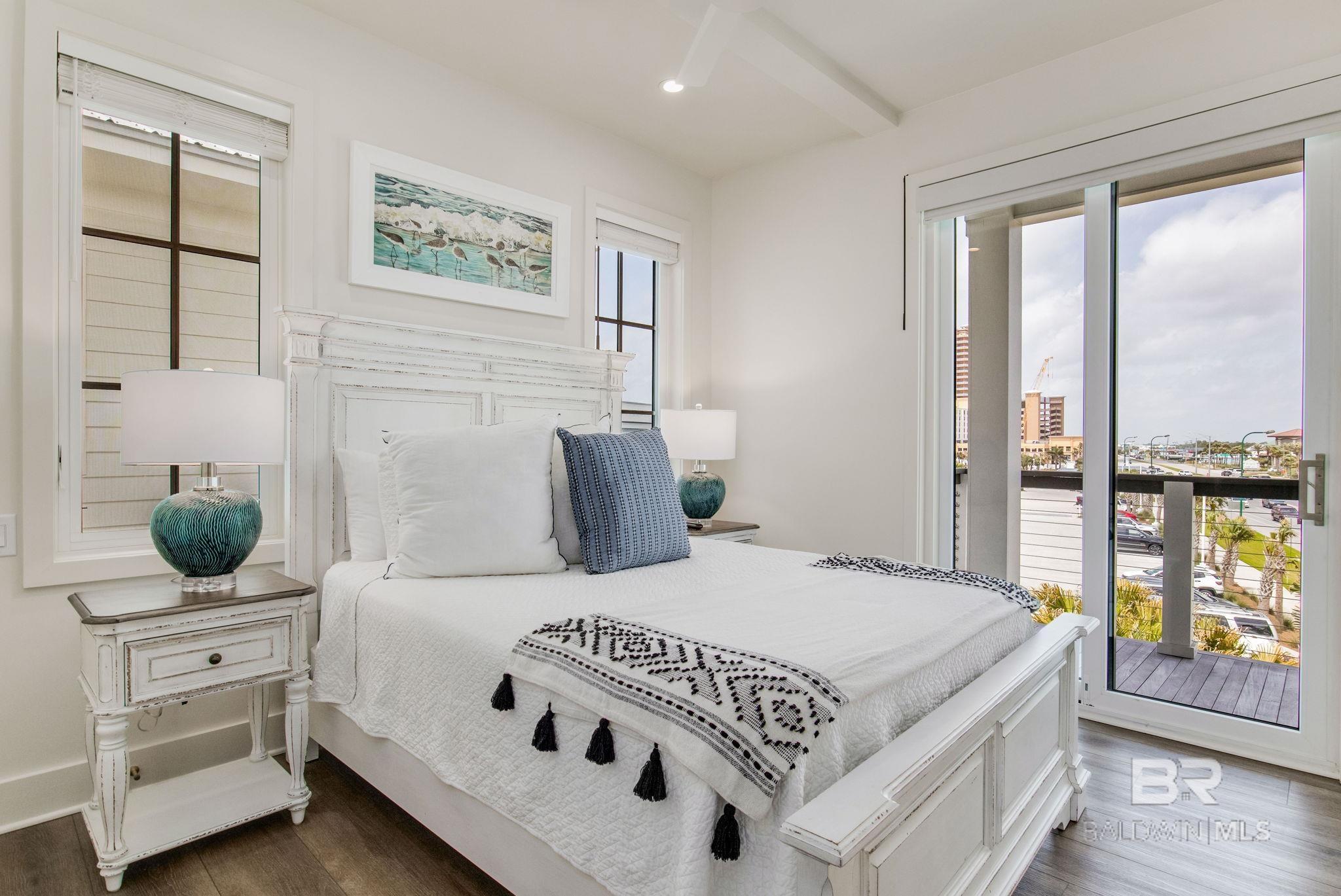 Orange Beach, Alabama, 36561, United States, ,5 BathroomsBathrooms,Residential,Active,1734391