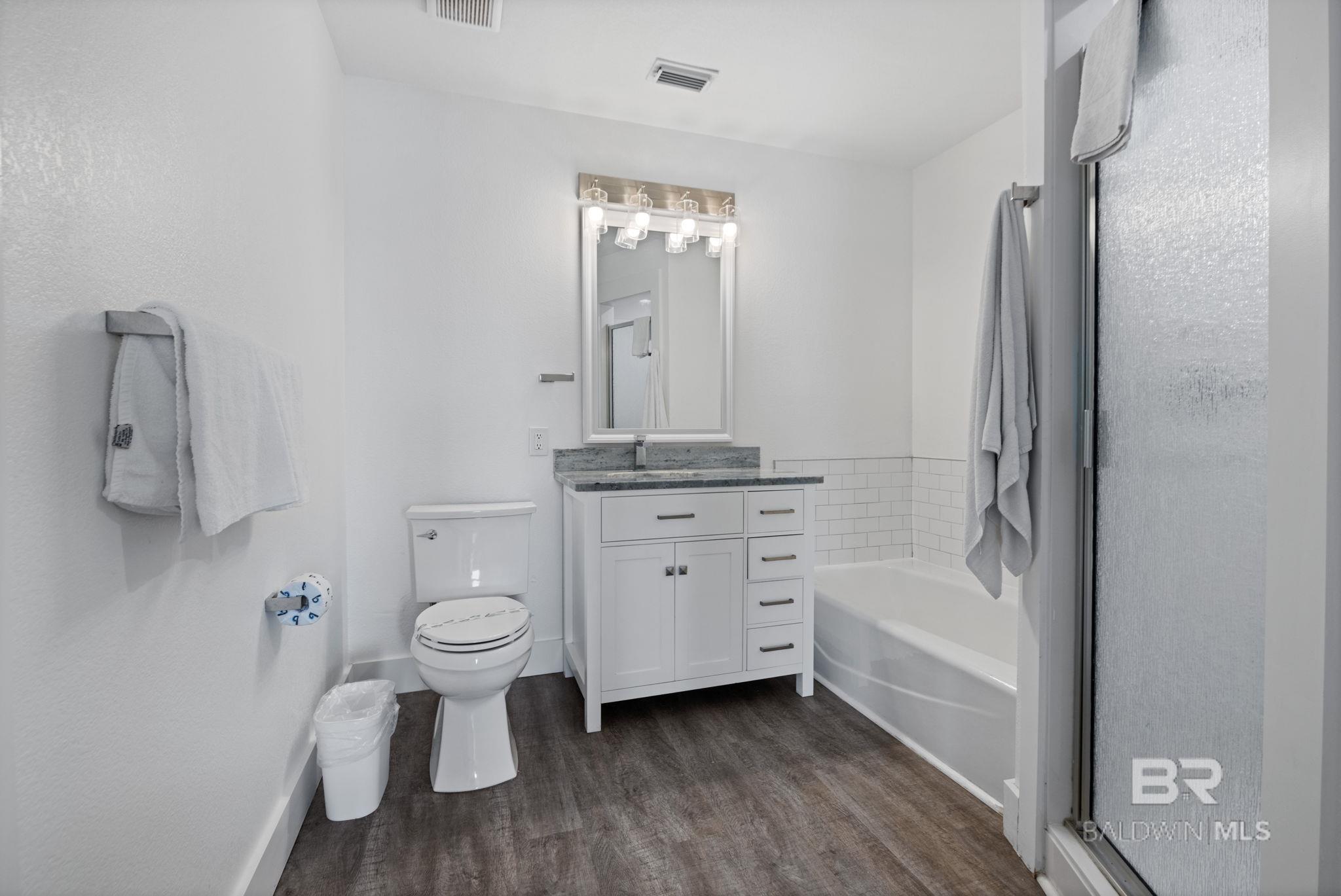 Gulf Shores, Alabama, 36542, United States, 5 Bedrooms Bedrooms, ,5 BathroomsBathrooms,Residential,Active,1972153