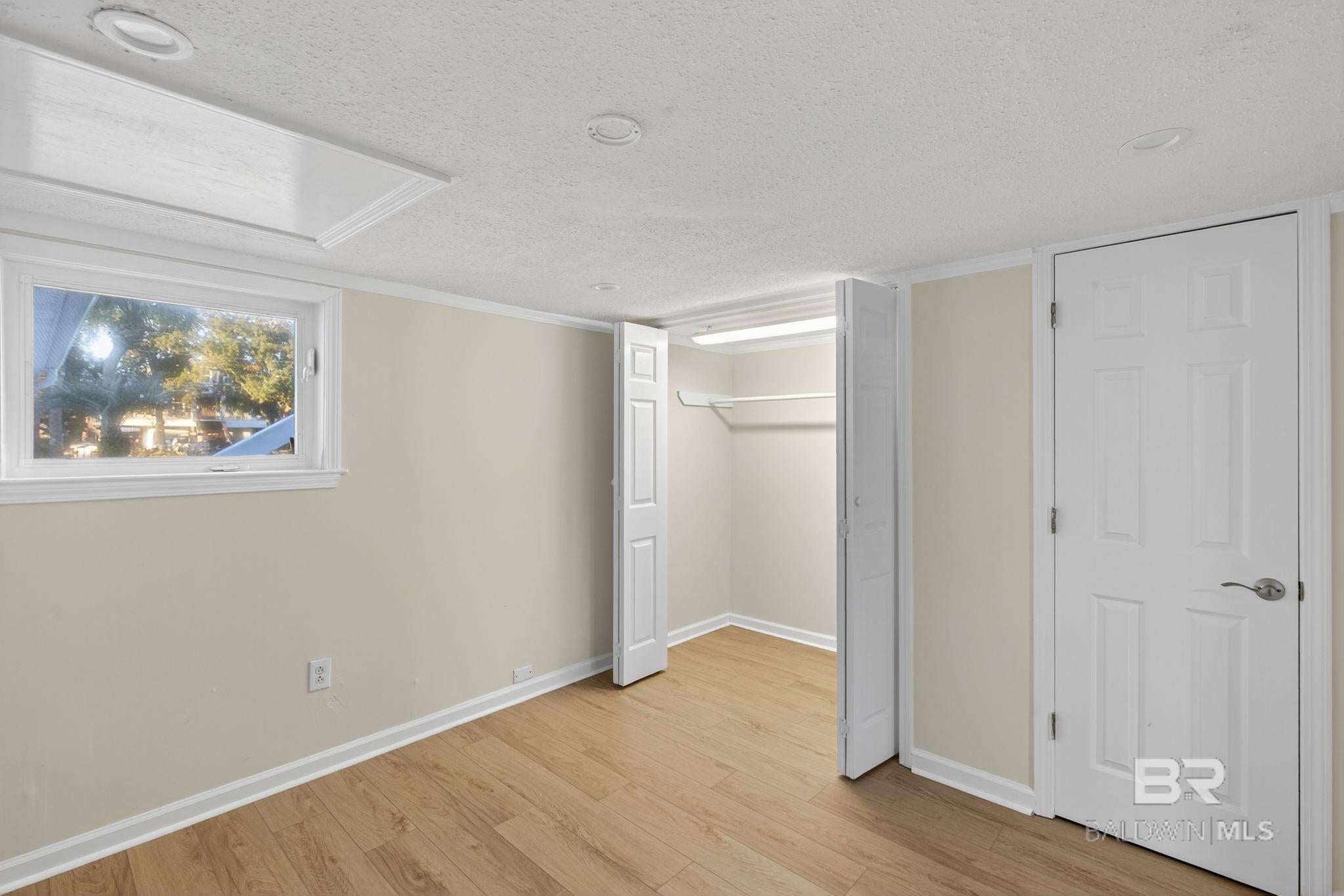 Orange Beach, Alabama, 36561, United States, 3 Bedrooms Bedrooms, ,2 BathroomsBathrooms,Residential,Active,1899240