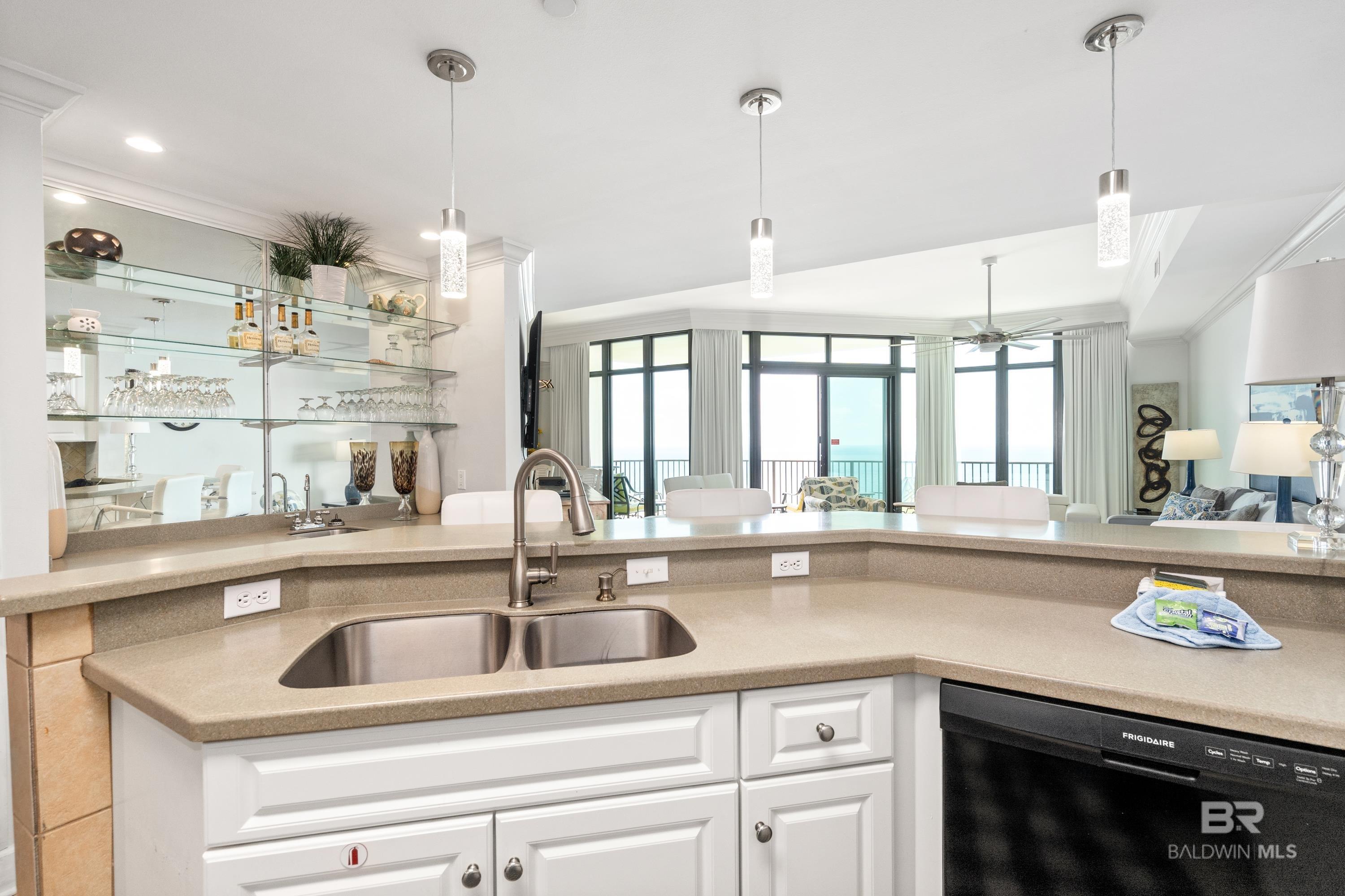 Orange Beach, Alabama, 36561, United States, ,4 BathroomsBathrooms,Residential,Active,1791213