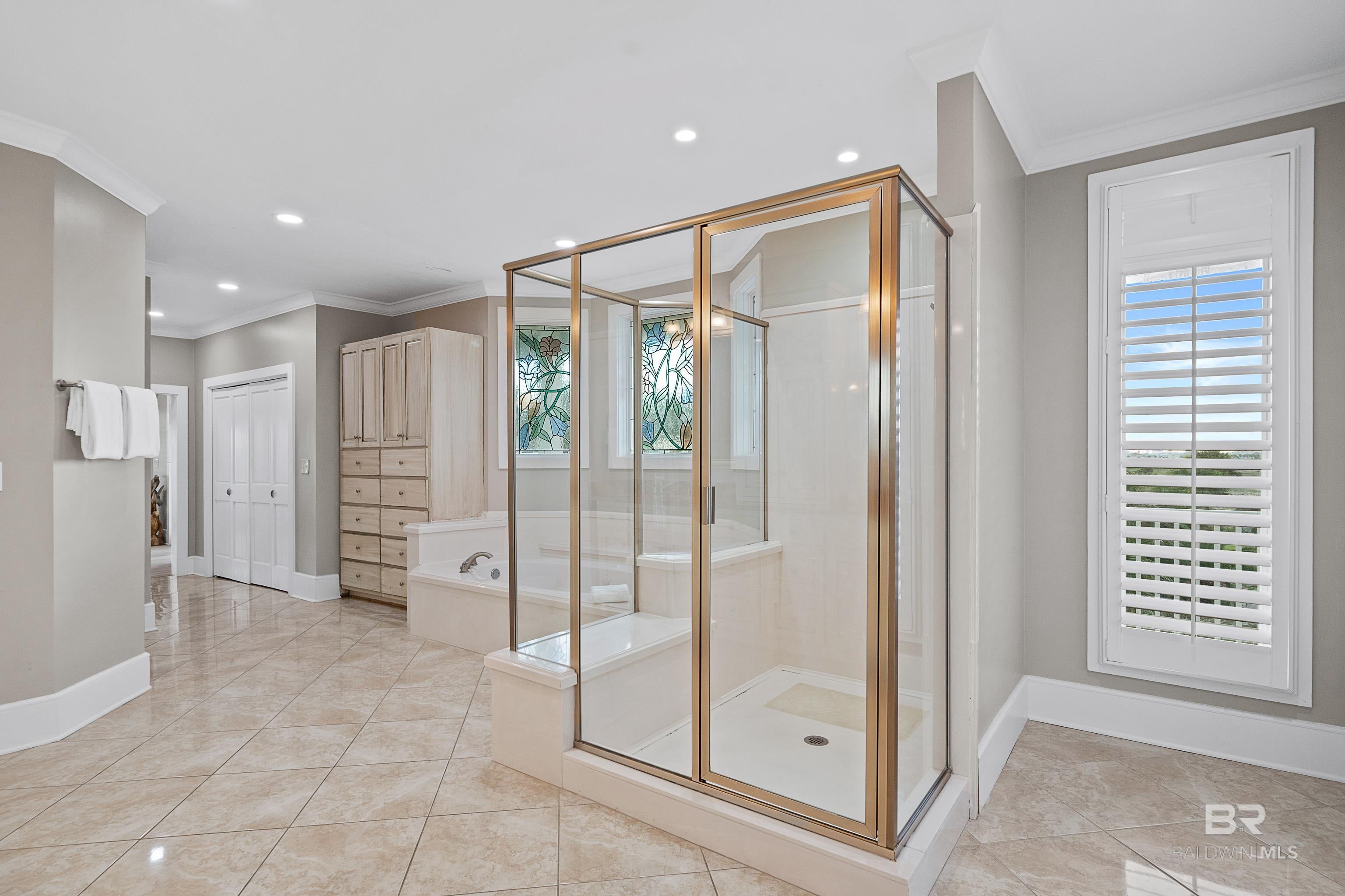 Gulf Shores, Alabama, 36542, United States, 6 Bedrooms Bedrooms, ,7 BathroomsBathrooms,Residential,Active,2017111