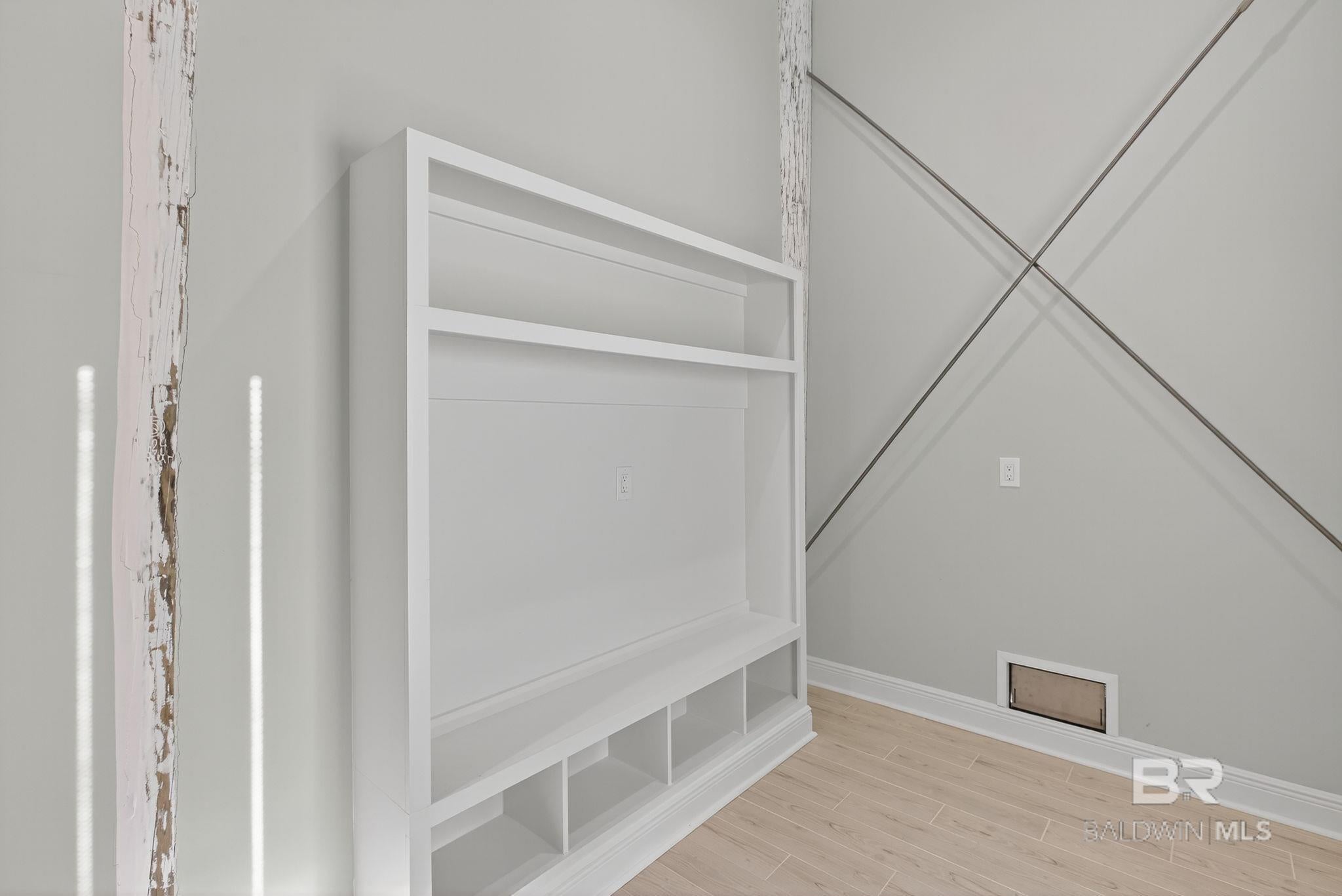 Gulf Shores, Alabama, 36542, United States, 6 Bedrooms Bedrooms, ,6 BathroomsBathrooms,Residential,Active,1969755