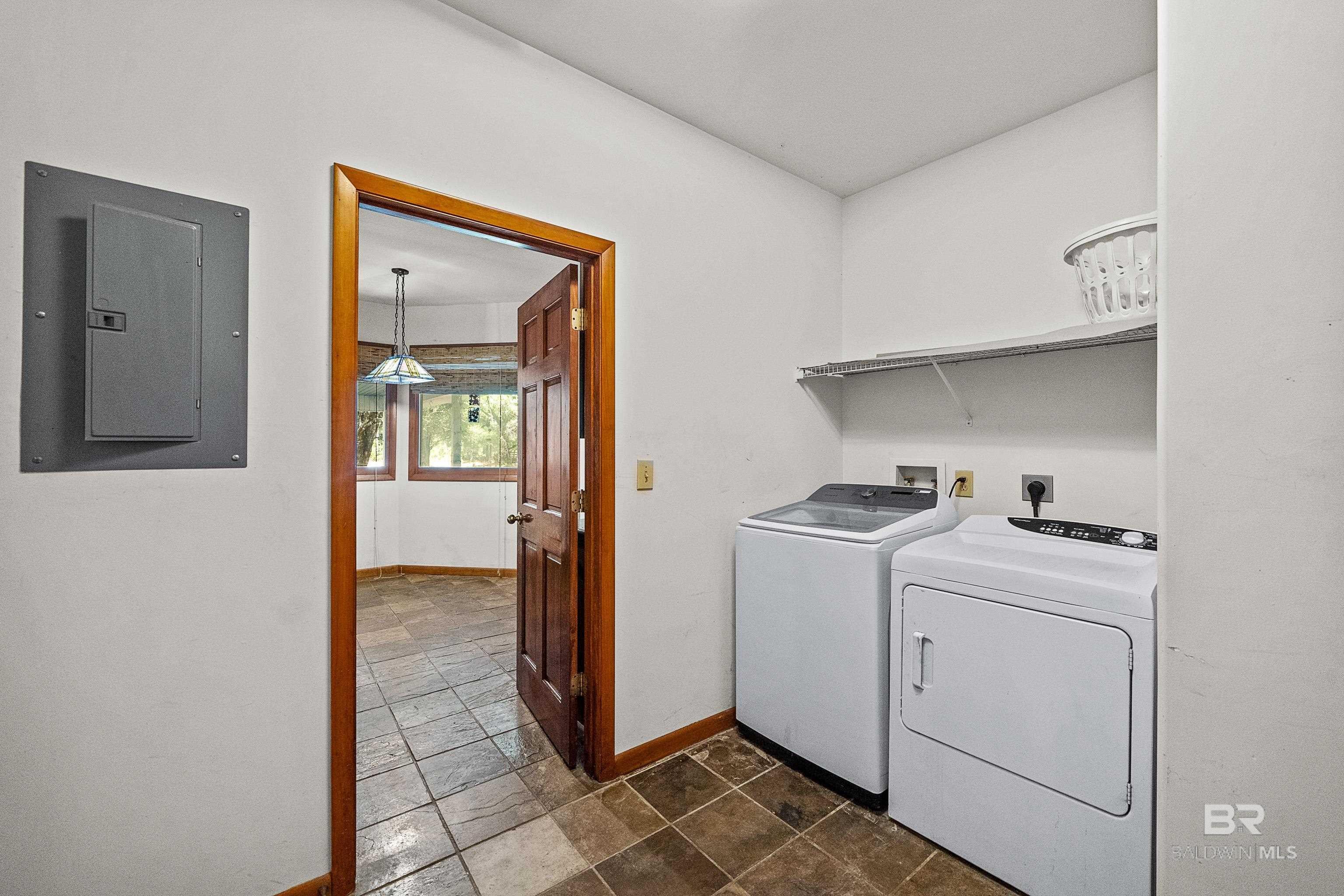 Foley, Alabama, 36535, United States, 3 Bedrooms Bedrooms, ,3 BathroomsBathrooms,Residential,Active,1985879