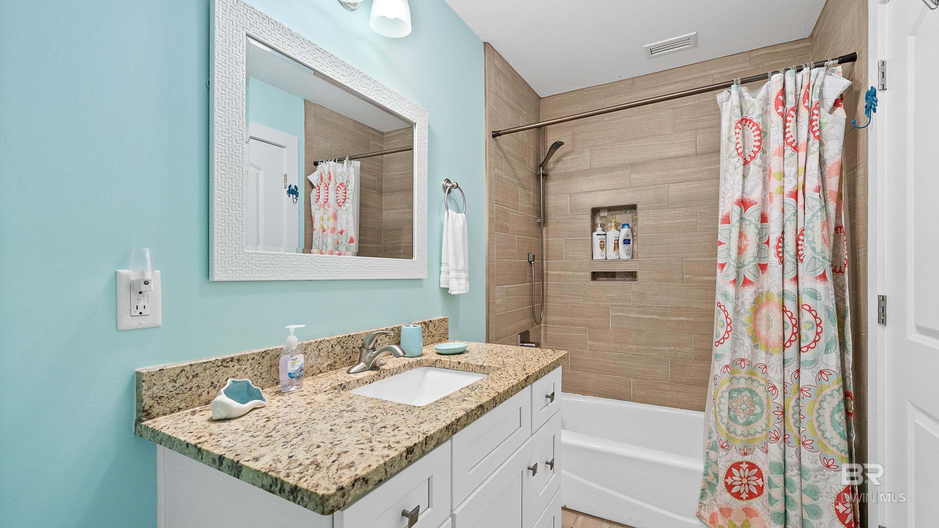 Gulf Shores, Alabama, 36542, United States, 8 Bedrooms Bedrooms, ,7 BathroomsBathrooms,Residential,Active,1953270