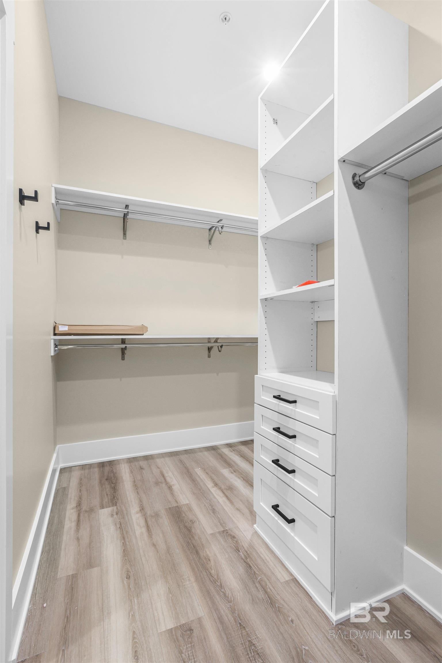 Orange Beach, Alabama, 36561, United States, 4 Bedrooms Bedrooms, ,4 BathroomsBathrooms,Residential,Active,1997590