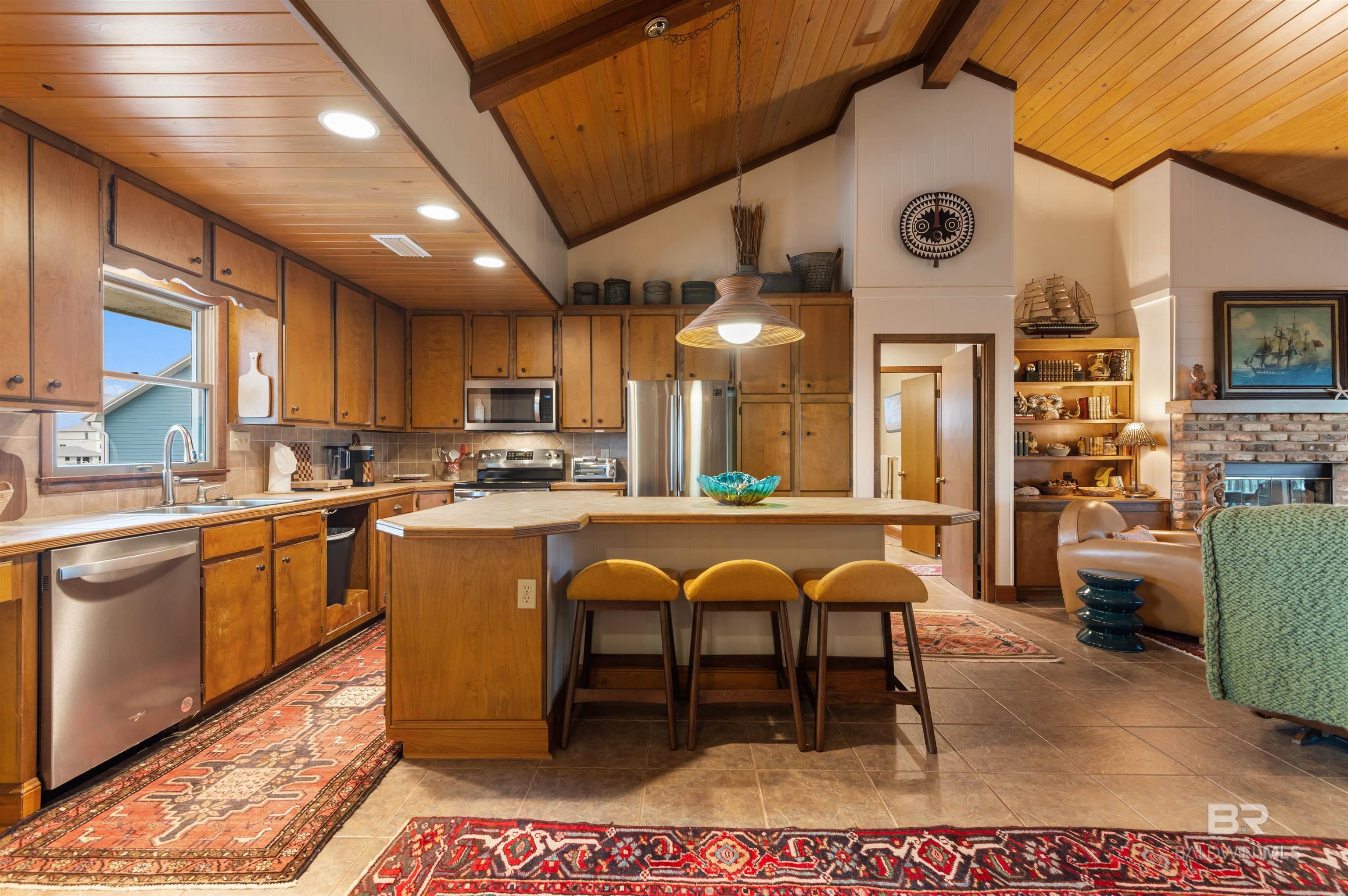 Gulf Shores, Alabama, 36542, United States, 3 Bedrooms Bedrooms, ,2 BathroomsBathrooms,Residential,Active,2011042