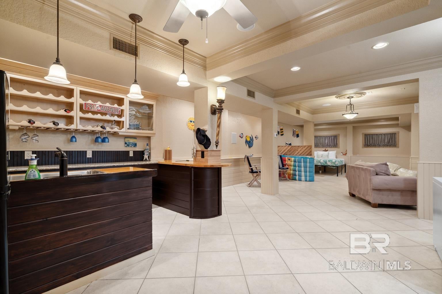 Orange Beach, Alabama, 36561, United States, ,5 BathroomsBathrooms,Residential,Active,1869129