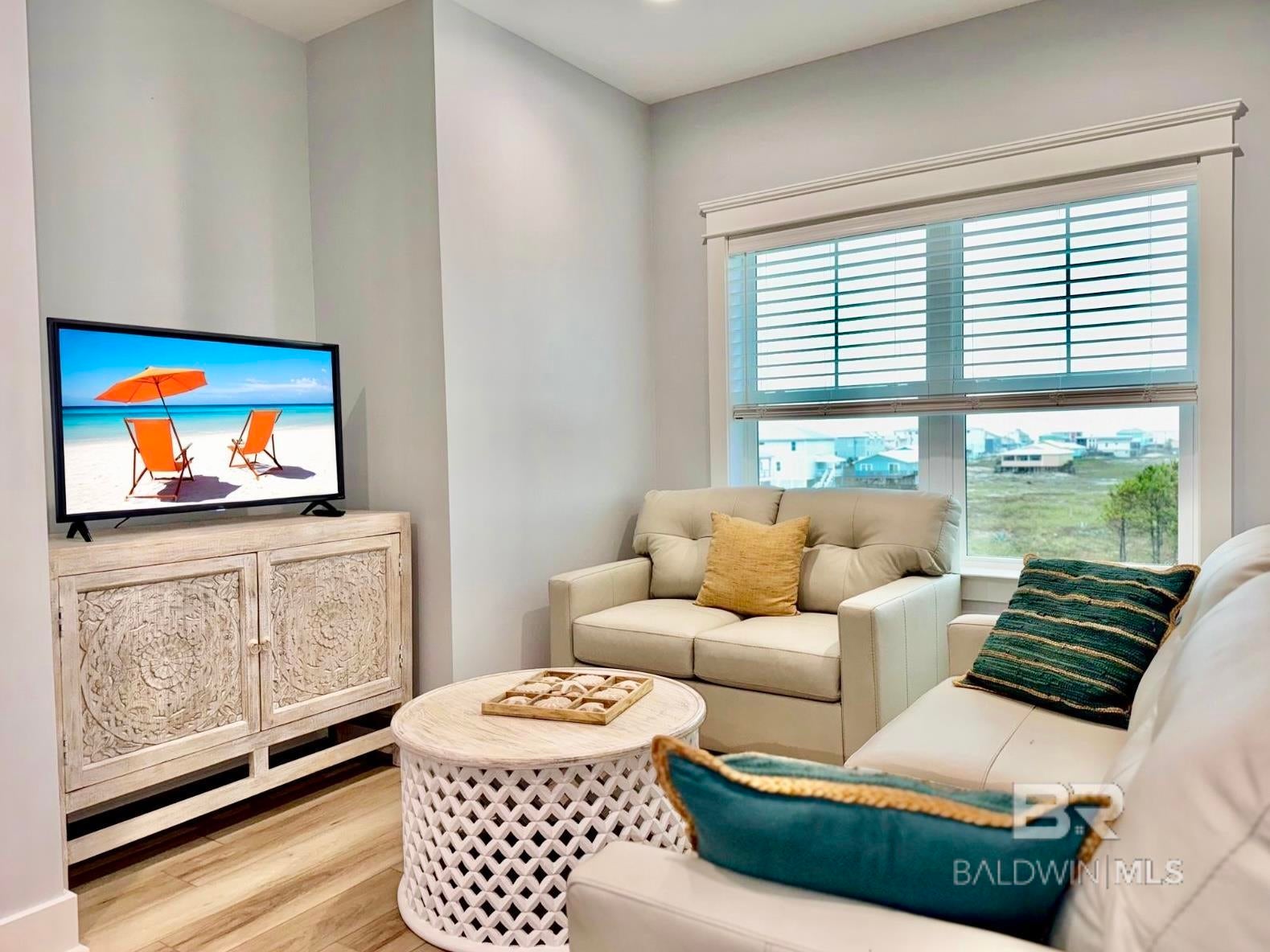 Gulf Shores, Alabama, 36542, United States, ,6 BathroomsBathrooms,Residential,Active,1798119