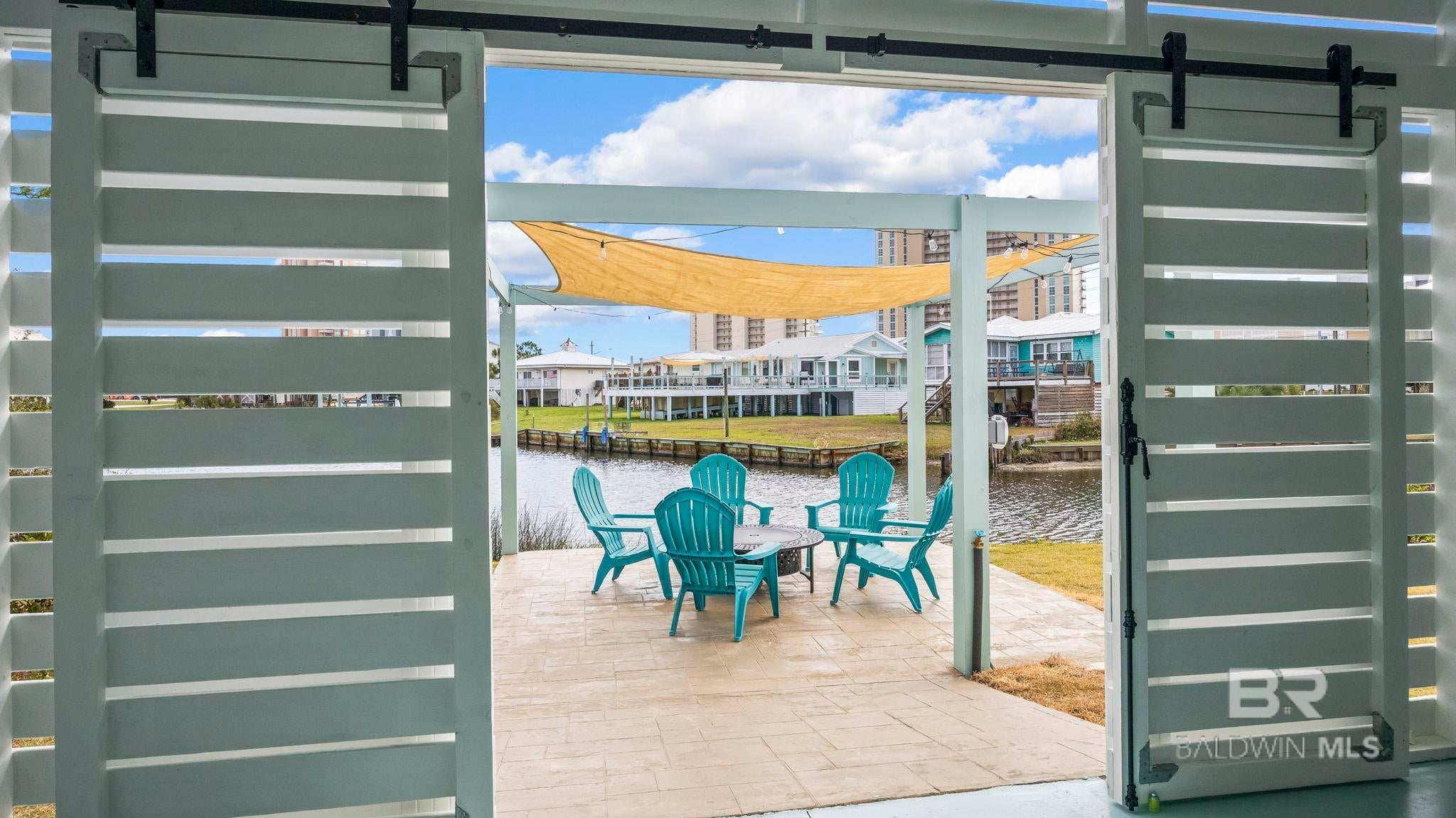 Gulf Shores, Alabama, 36542, United States, 6 Bedrooms Bedrooms, ,4 BathroomsBathrooms,Residential,Active,2009422