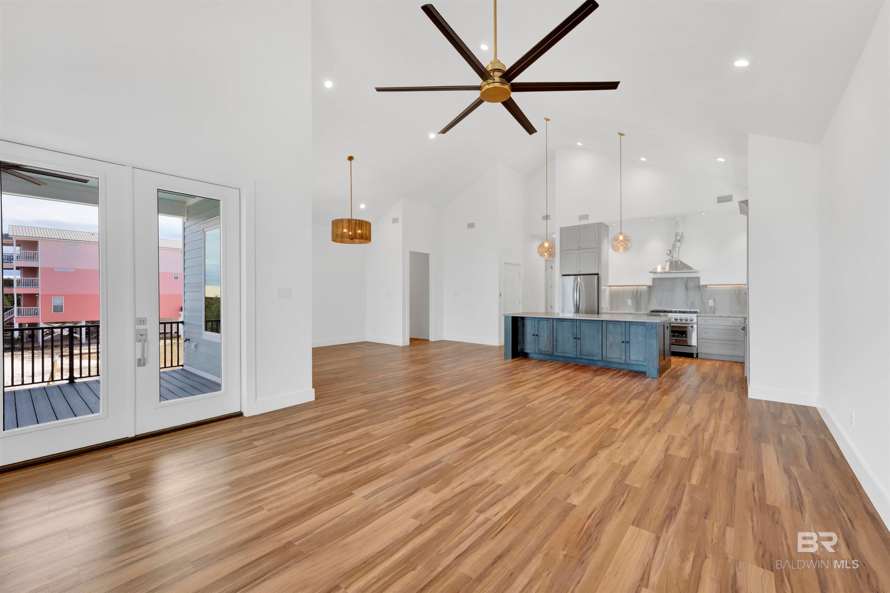 Gulf Shores, Alabama, 36542, United States, 4 Bedrooms Bedrooms, ,4 BathroomsBathrooms,Residential,Active,1884862