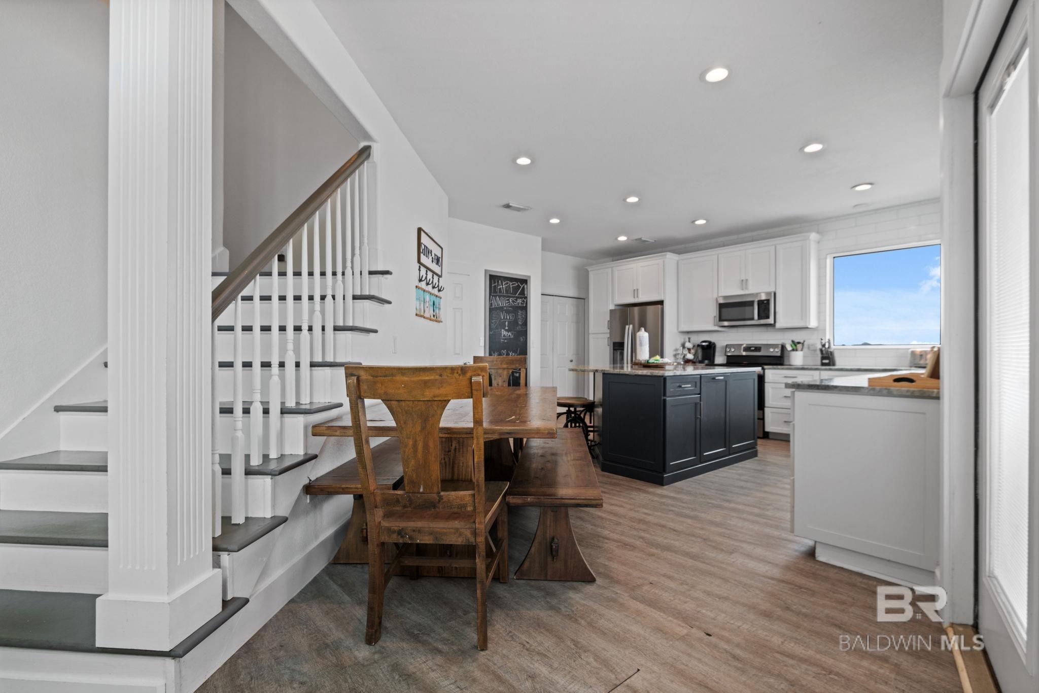 Gulf Shores, Alabama, 36542, United States, 5 Bedrooms Bedrooms, ,5 BathroomsBathrooms,Residential,Active,1972153