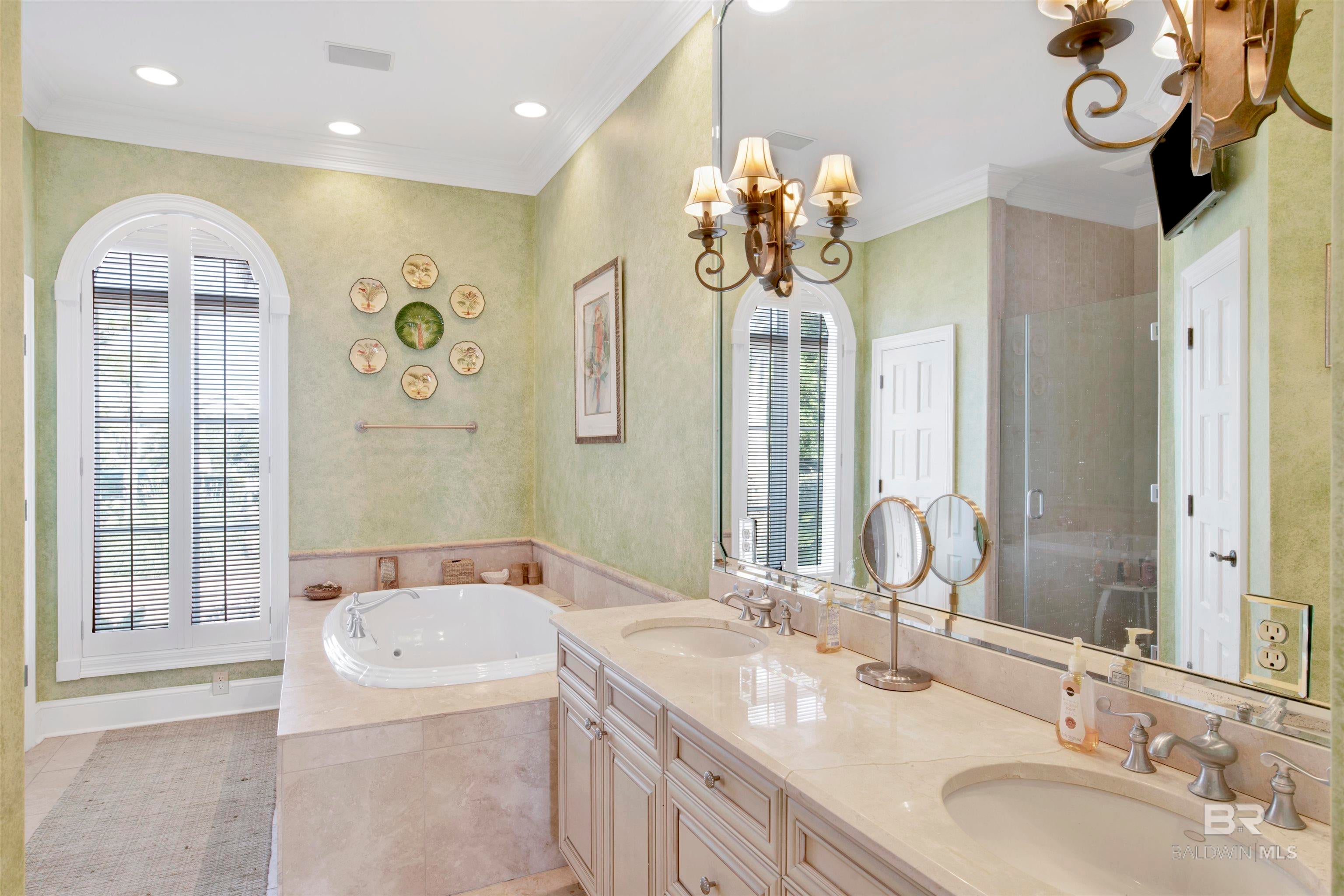 Orange Beach, Alabama, 36561, United States, ,5 BathroomsBathrooms,Residential,Active,1704819