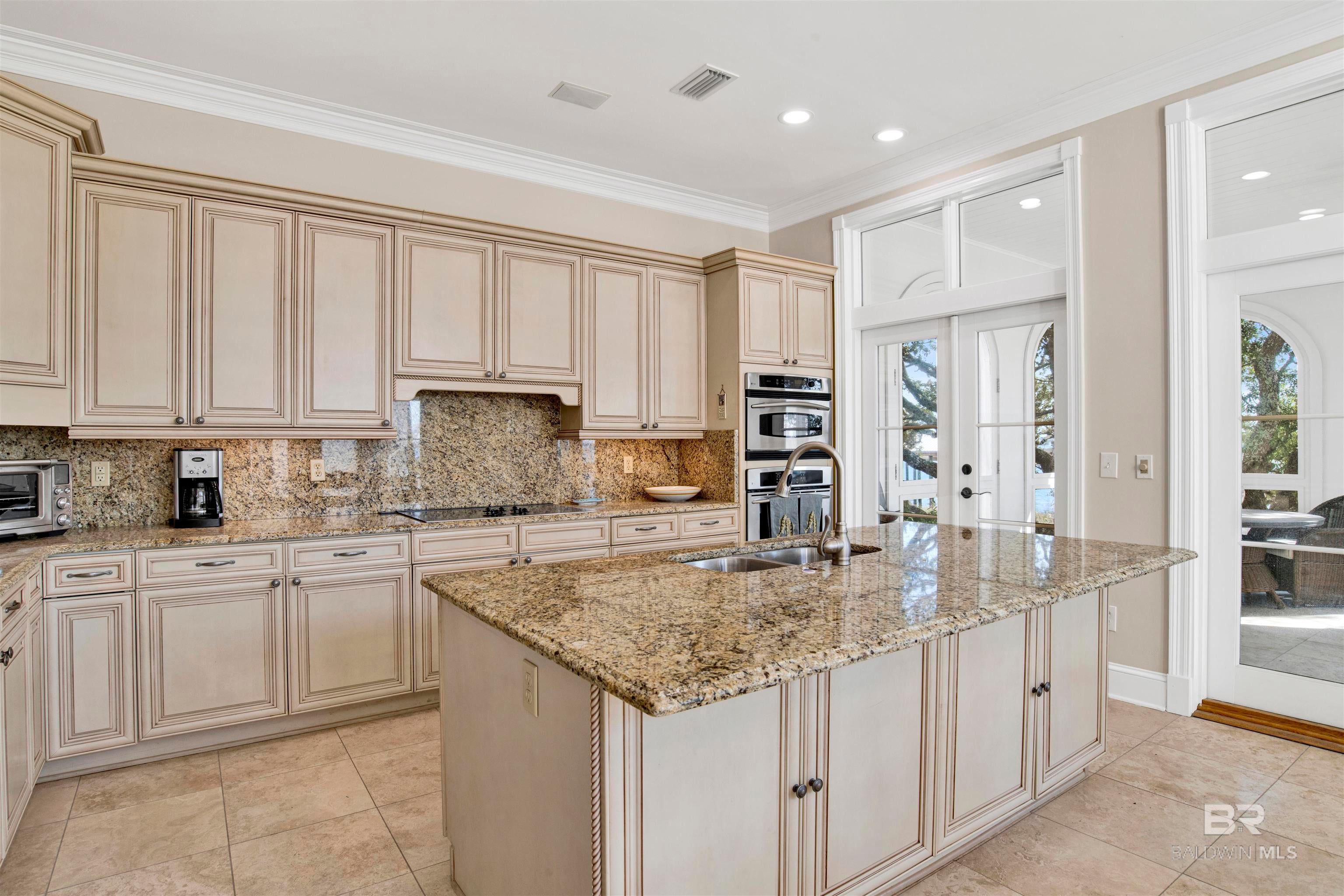 Orange Beach, Alabama, 36561, United States, ,5 BathroomsBathrooms,Residential,Active,1704819