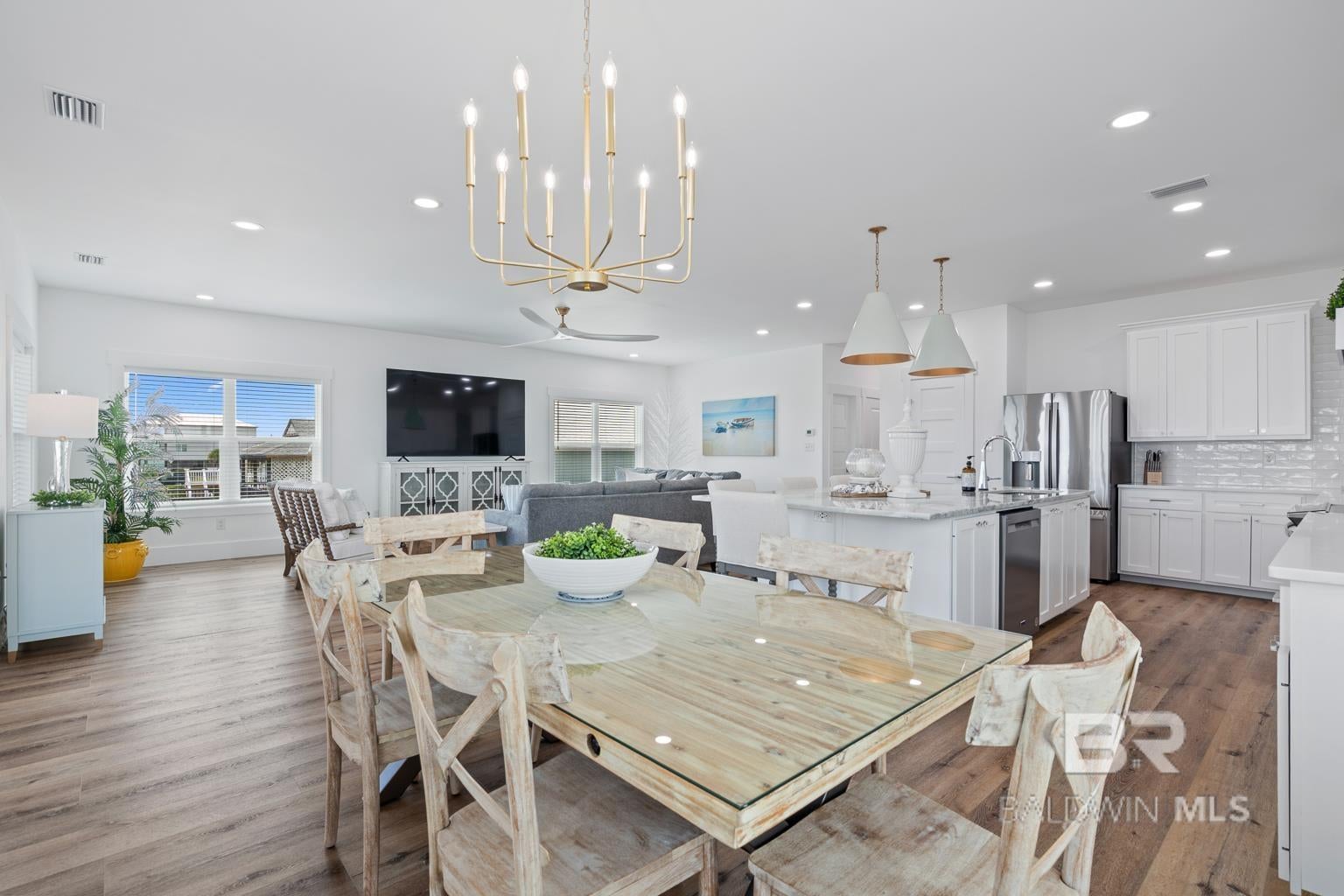 Gulf Shores, Alabama, 36542, United States, 6 Bedrooms Bedrooms, ,8 BathroomsBathrooms,Residential,Active,1907976