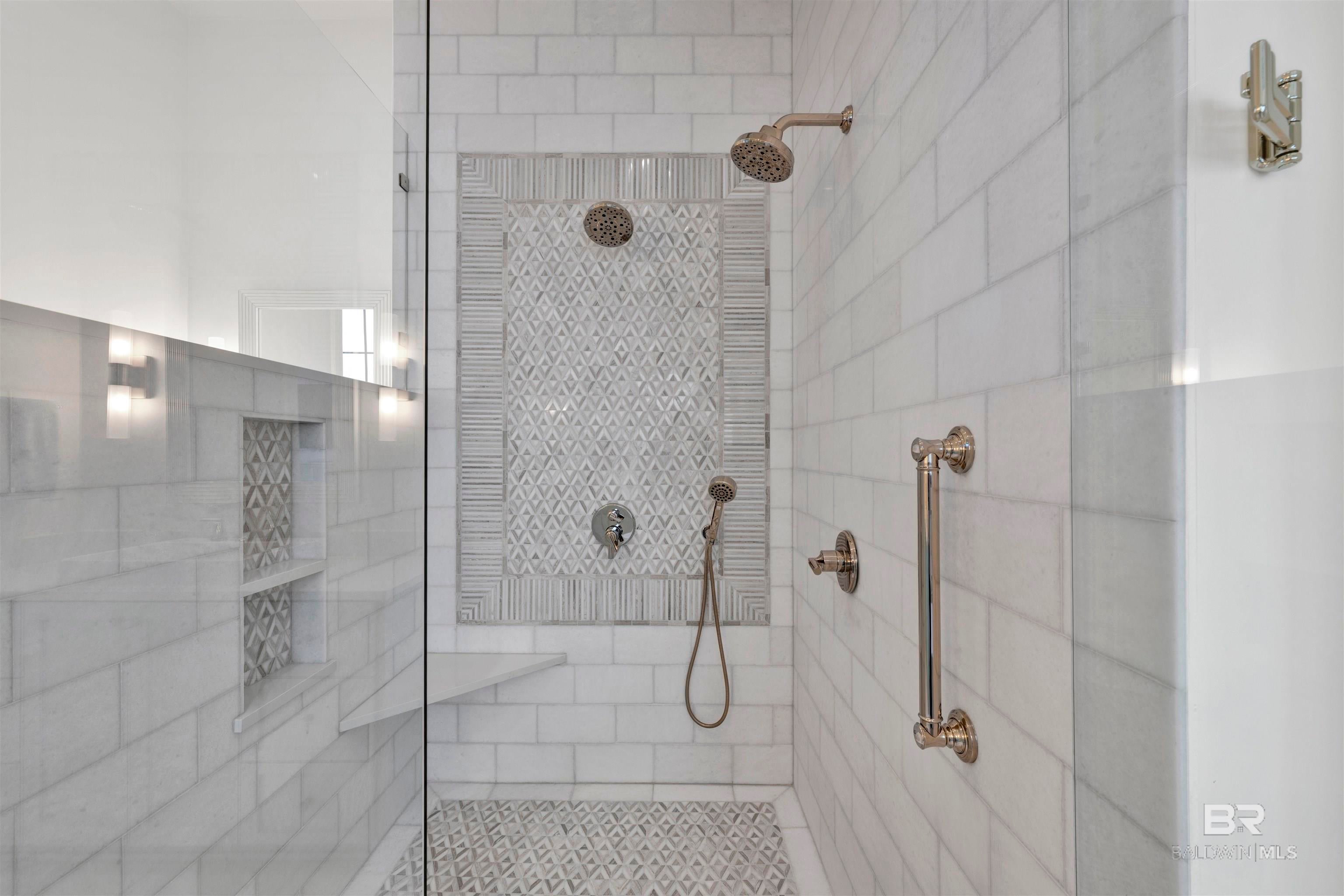 Pensacola, Florida, 32507, United States, 5 Bedrooms Bedrooms, ,6 BathroomsBathrooms,Residential,Active,2015821