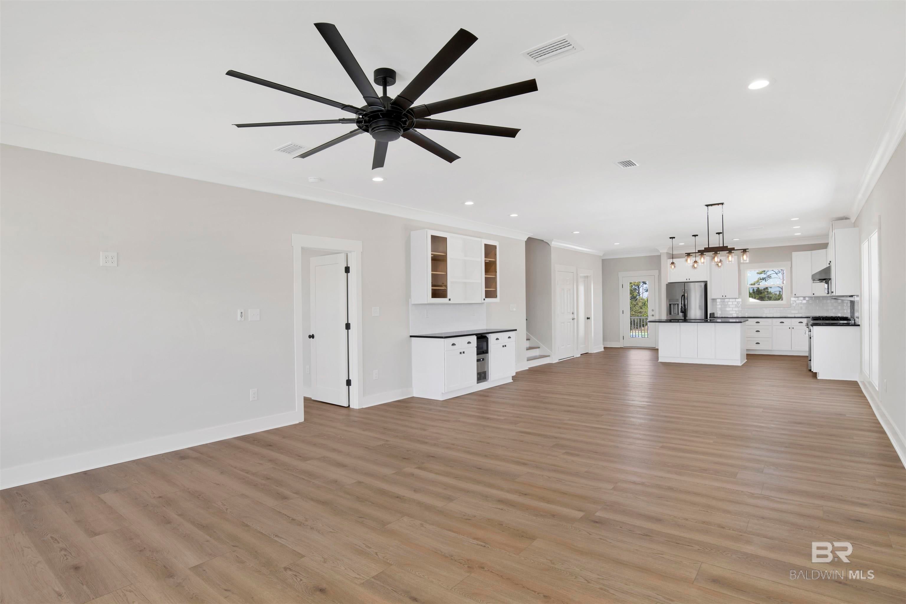 Gulf Shores, Alabama, 36542, United States, 4 Bedrooms Bedrooms, ,4 BathroomsBathrooms,Residential,Active,1954315