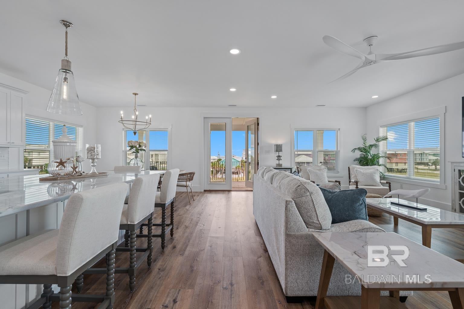 Gulf Shores, Alabama, 36542, United States, 6 Bedrooms Bedrooms, ,8 BathroomsBathrooms,Residential,Active,1907976