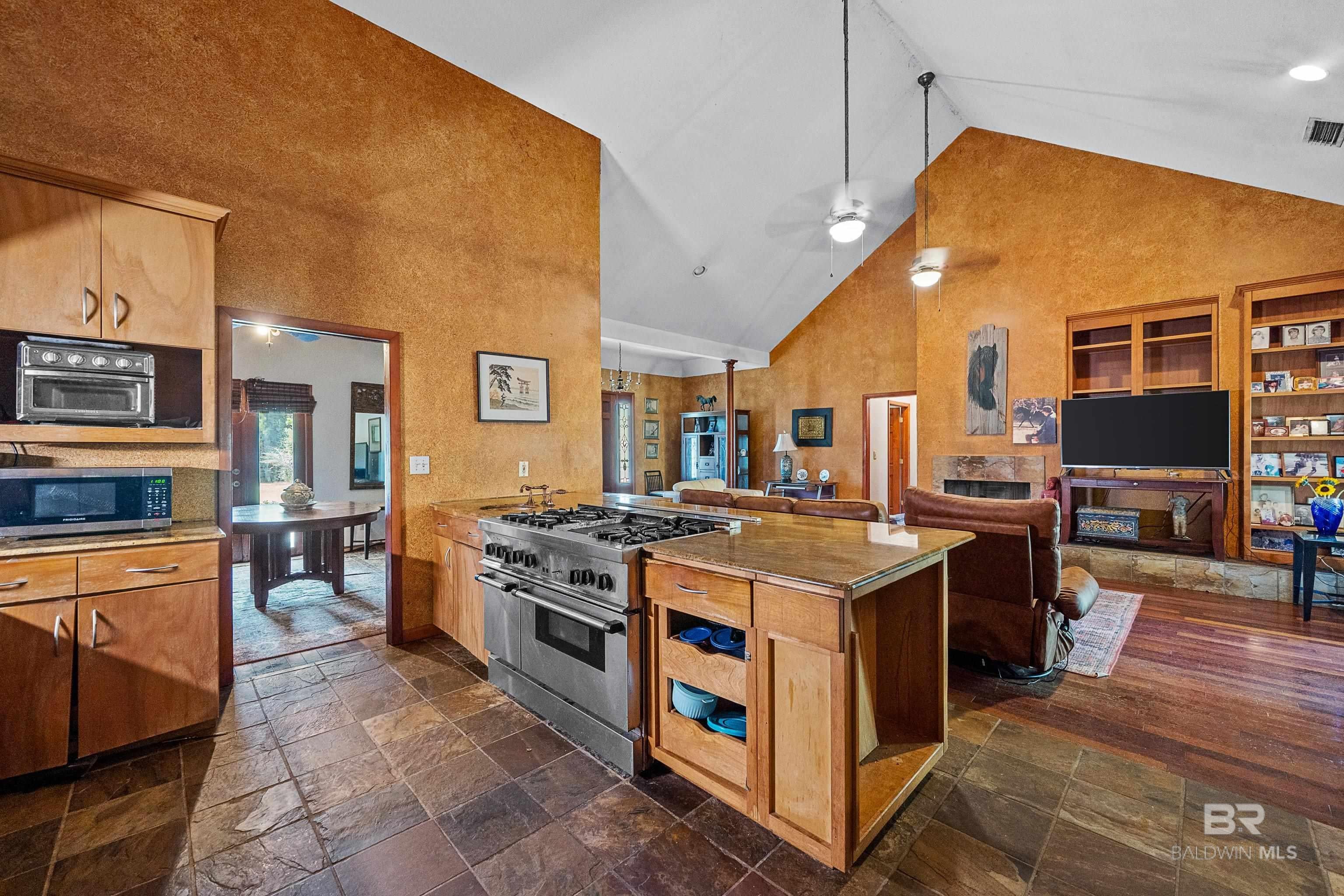 Foley, Alabama, 36535, United States, 3 Bedrooms Bedrooms, ,3 BathroomsBathrooms,Residential,Active,1985879