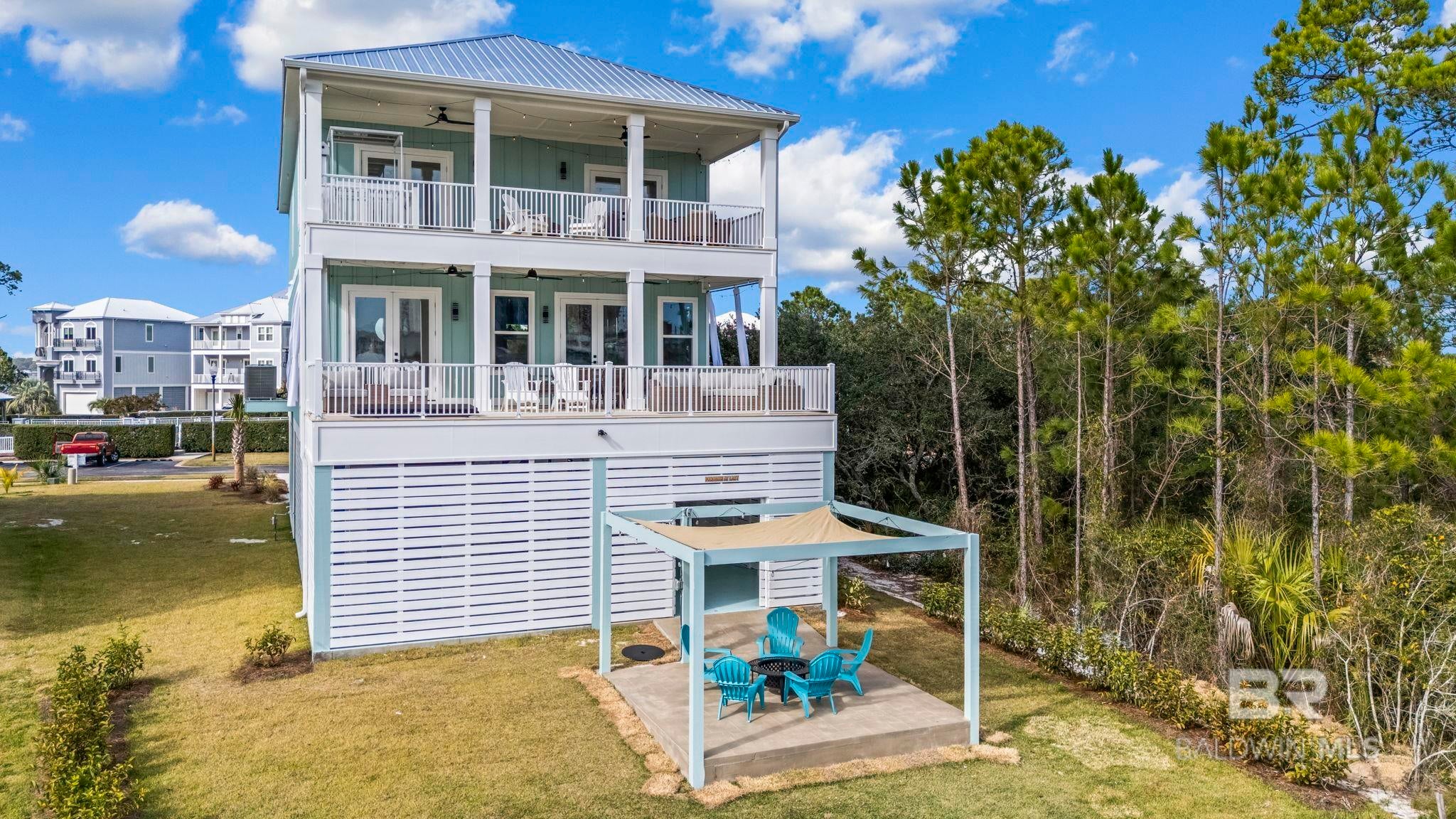 Gulf Shores, Alabama, 36542, United States, 6 Bedrooms Bedrooms, ,4 BathroomsBathrooms,Residential,Active,2009422