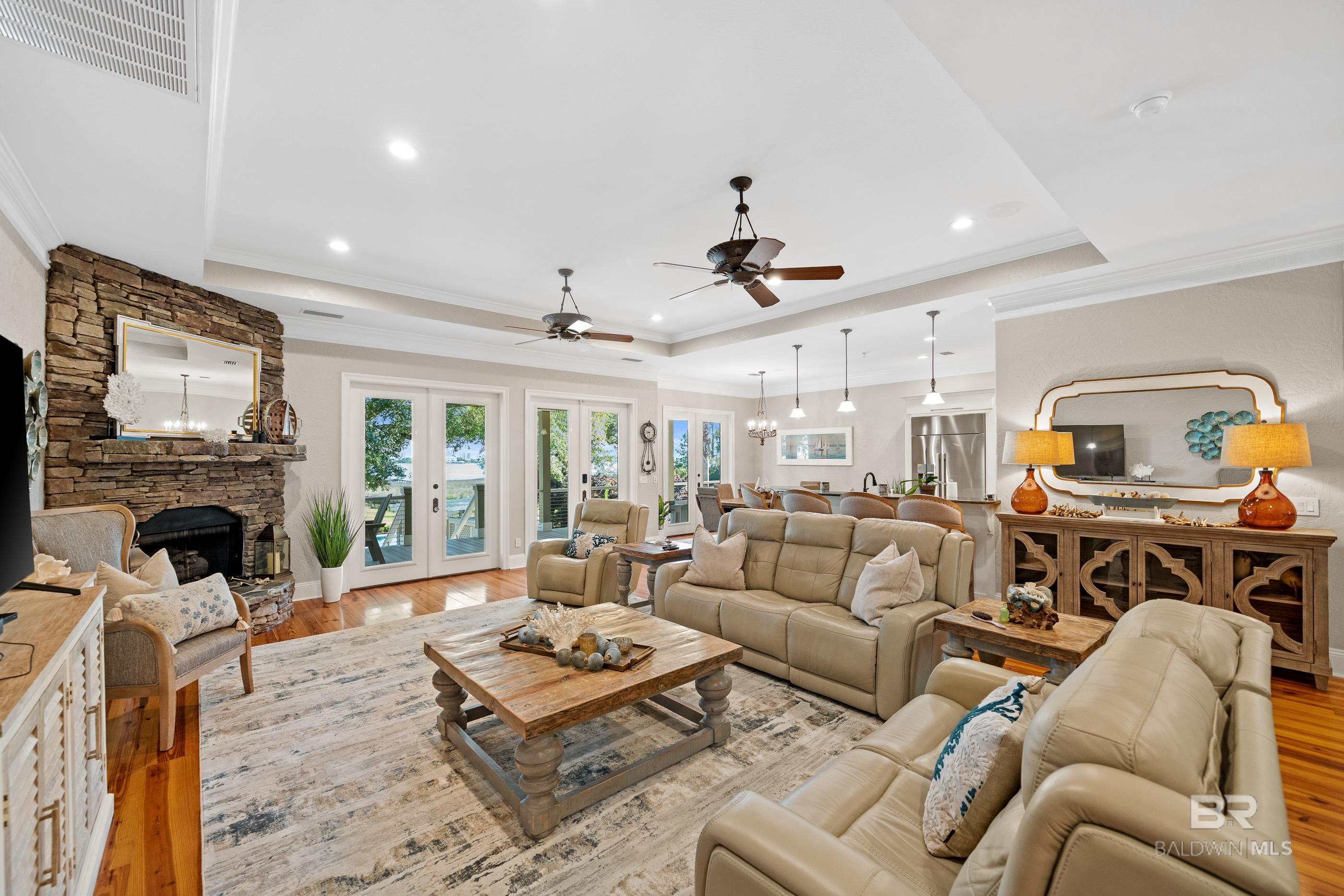 Gulf Shores, Alabama, 36542, United States, 6 Bedrooms Bedrooms, ,4 BathroomsBathrooms,Residential,Active,2044186